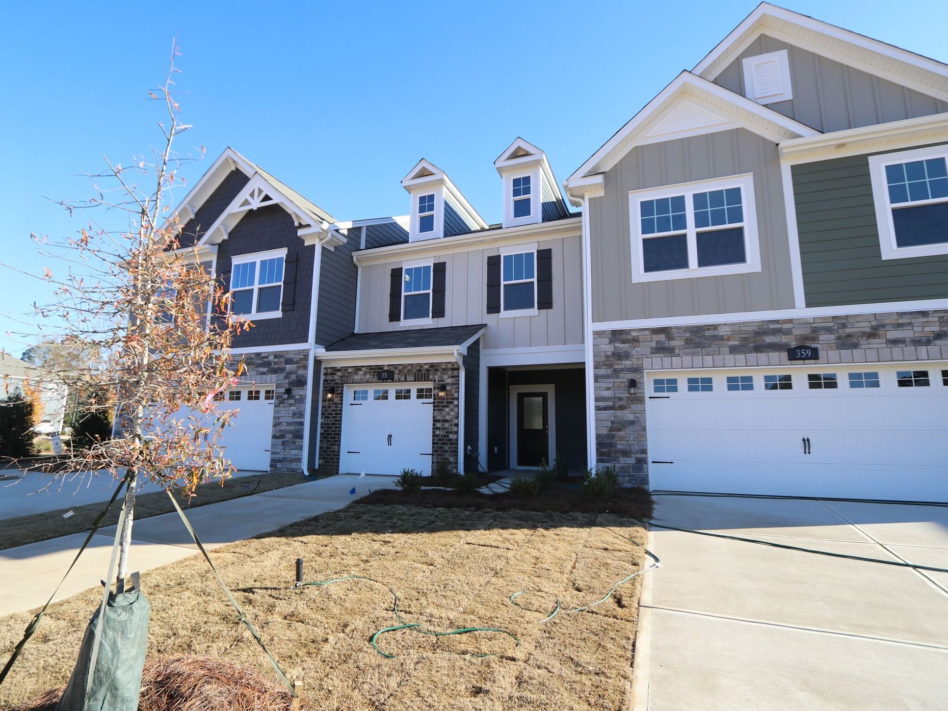 Front Exterior:Front Exterior