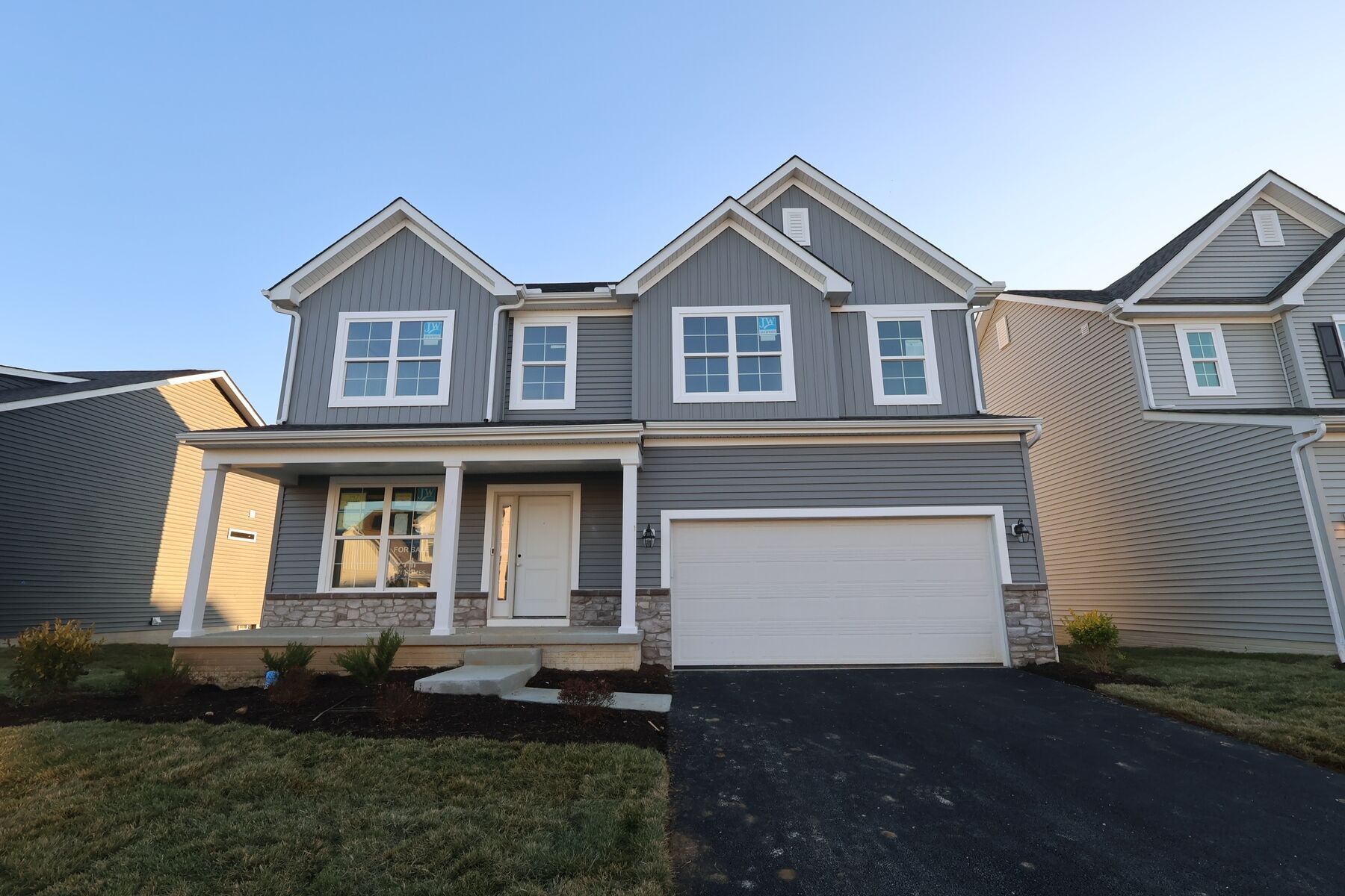 Front Exterior:Front Exterior