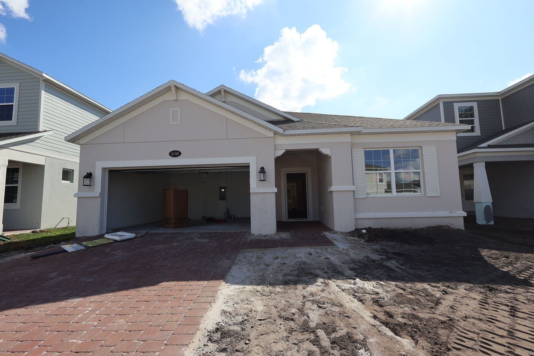 Front Exterior:Front Exterior