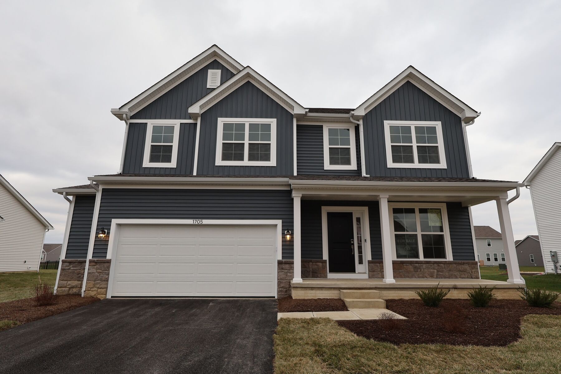 Front Exterior:Front Exterior