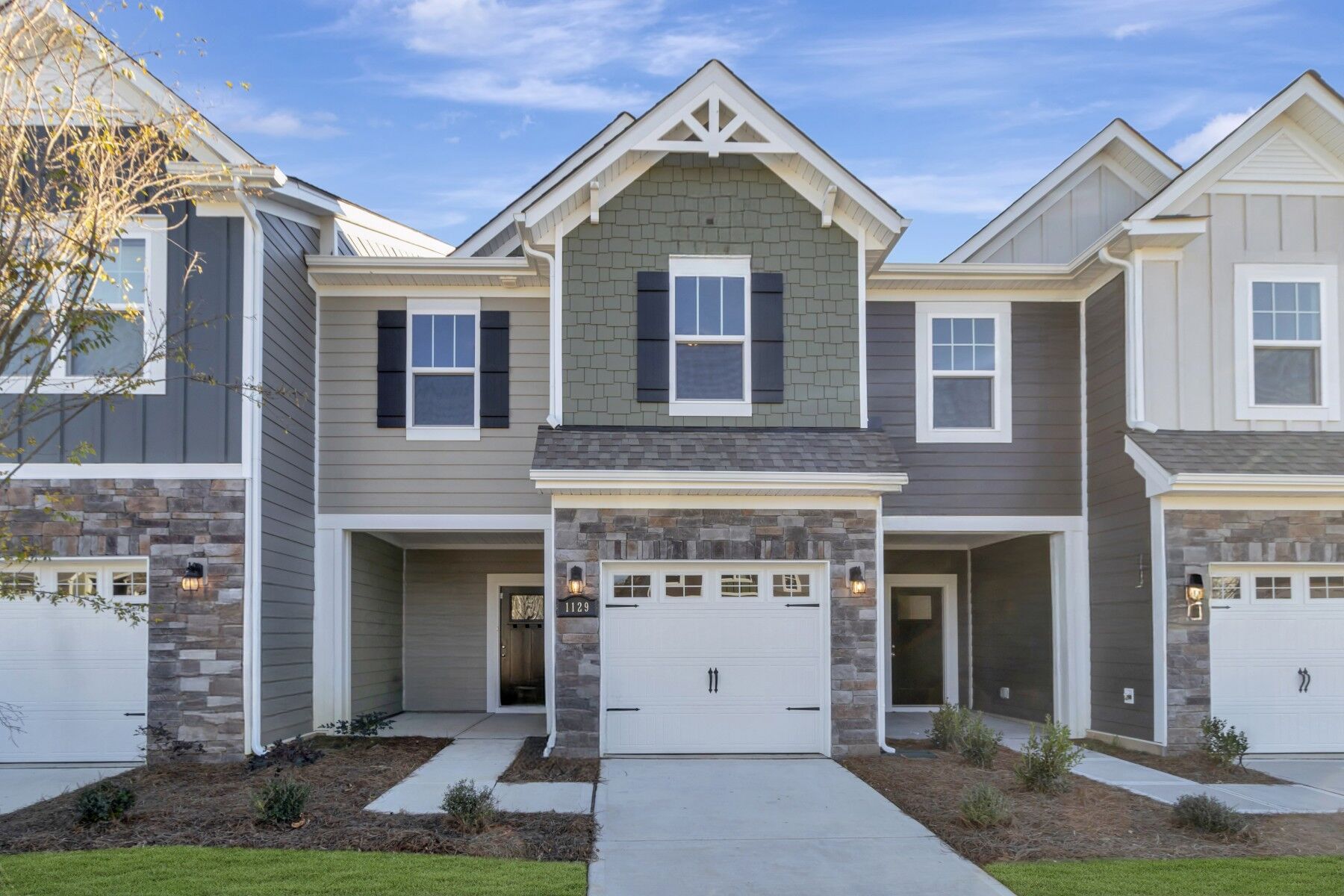 Front Exterior:Front Exterior