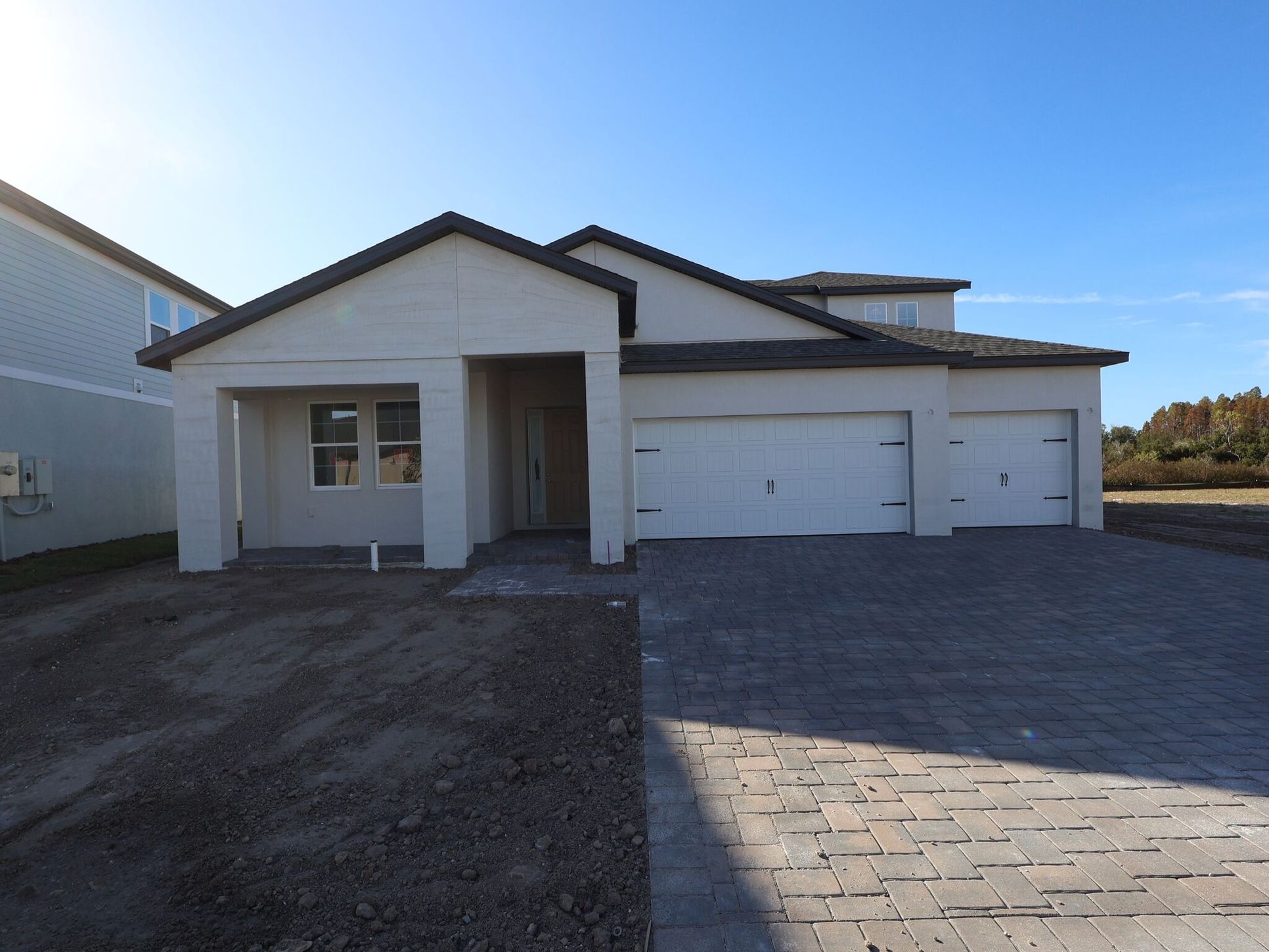 Front Exterior:Front Exterior