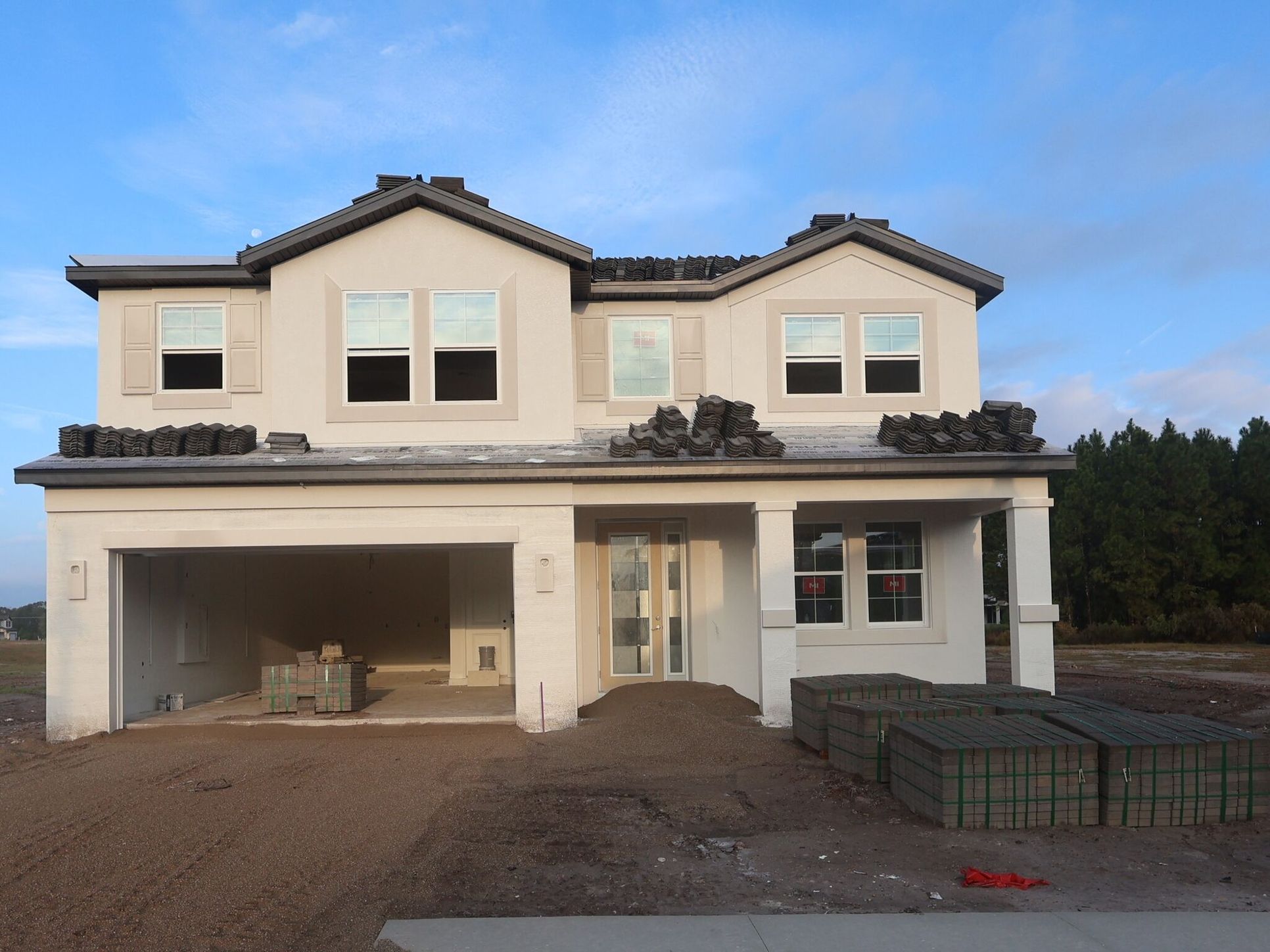 Front Exterior:Front Exterior