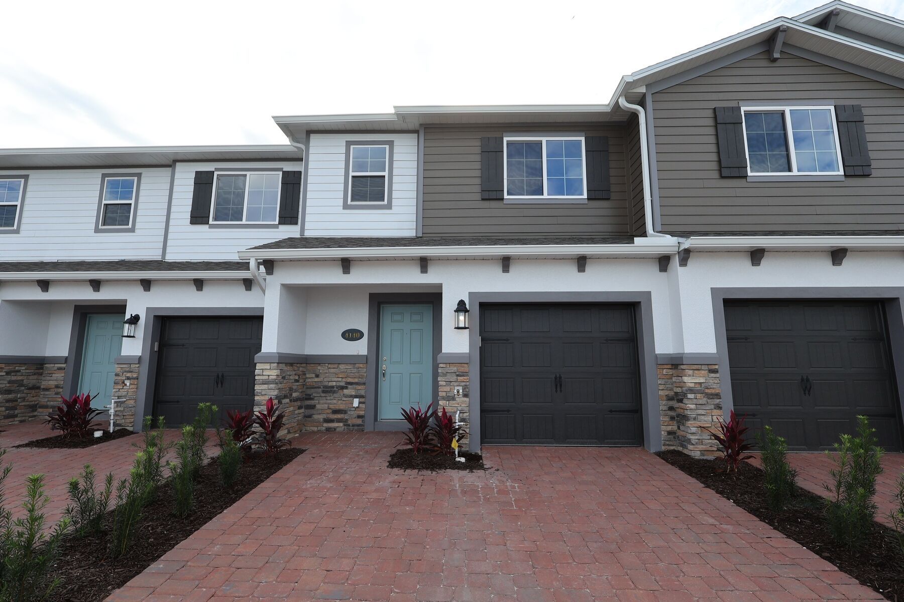 Front Exterior:Front Exterior