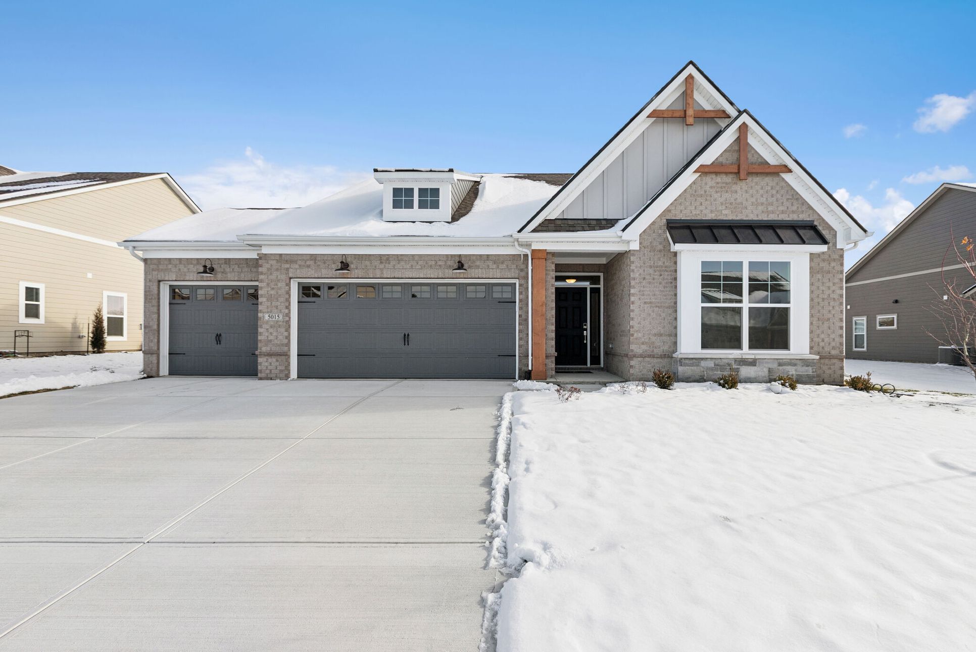 Front Exterior:Front Exterior