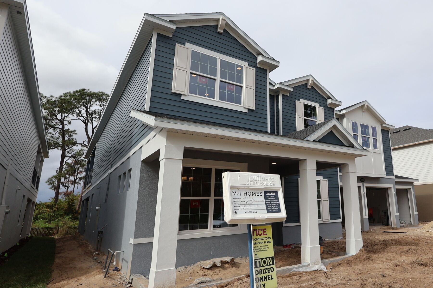 Front Exterior:Front Exterior