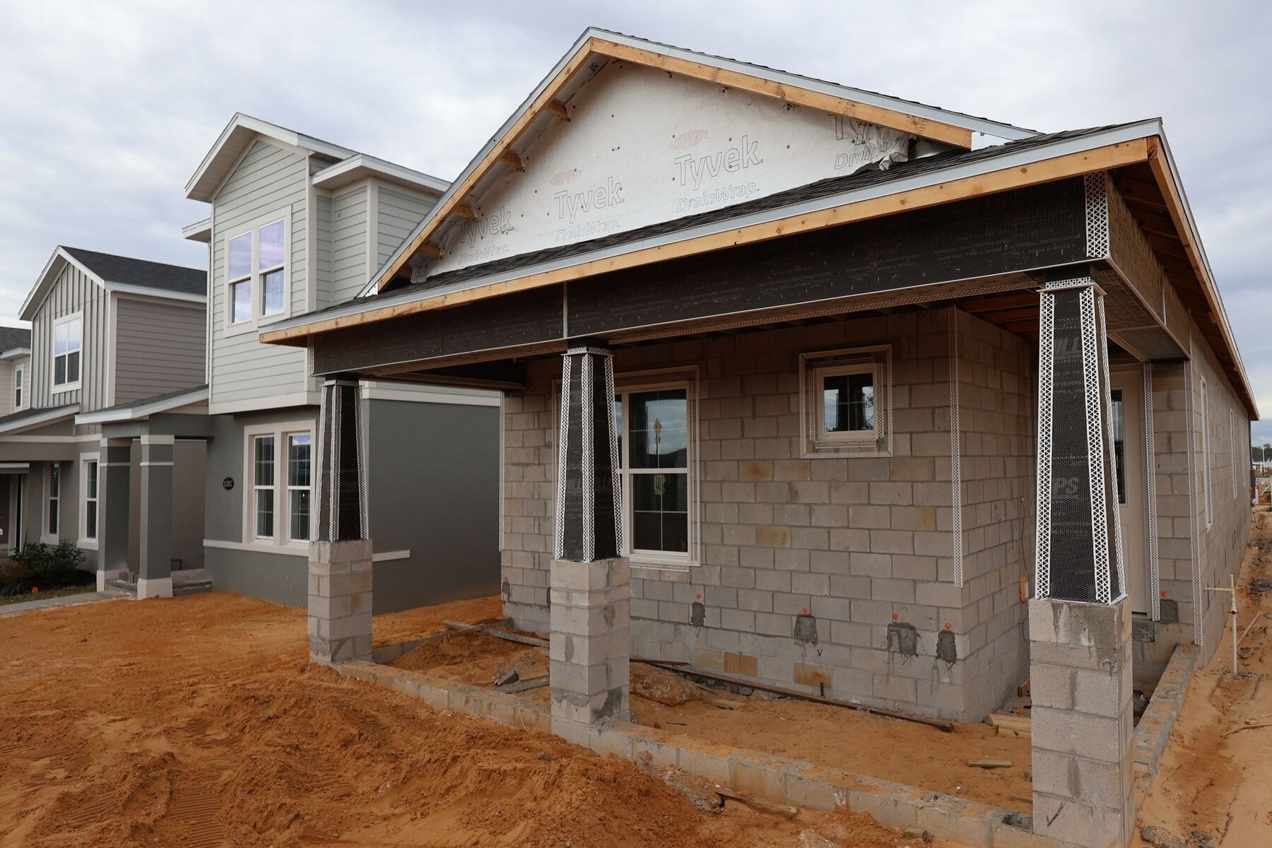 Side Exterior:Side Exterior