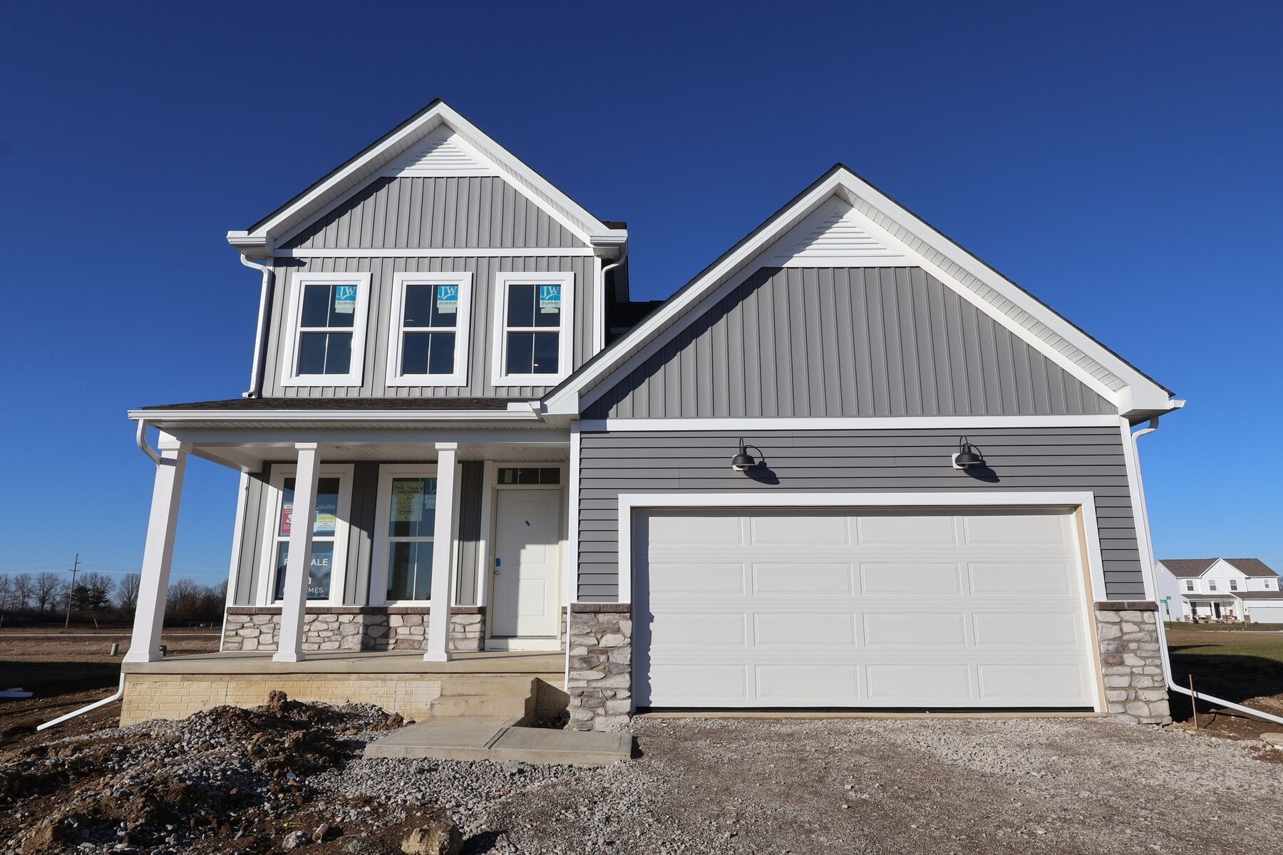 Front Exterior:Front Exterior