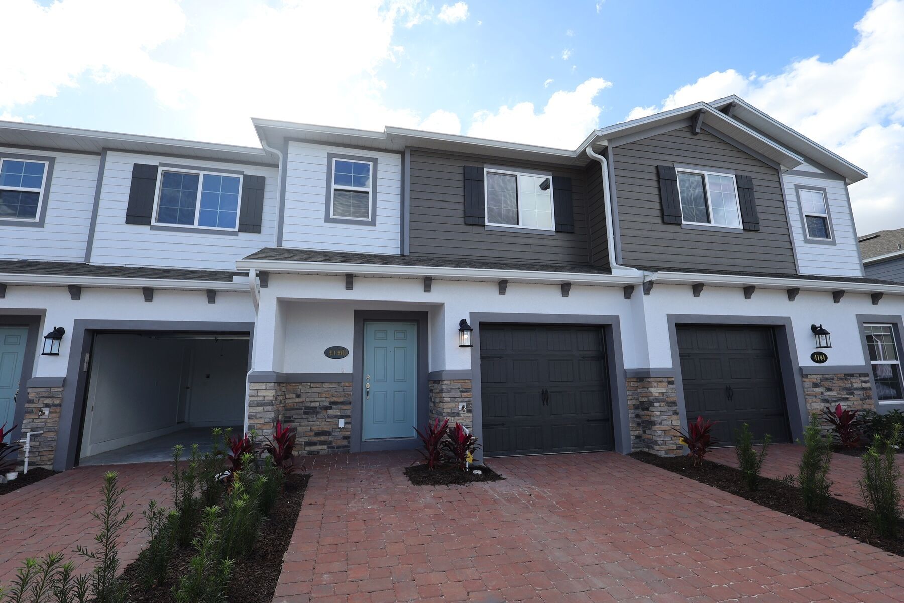 Front Exterior:Front Exterior