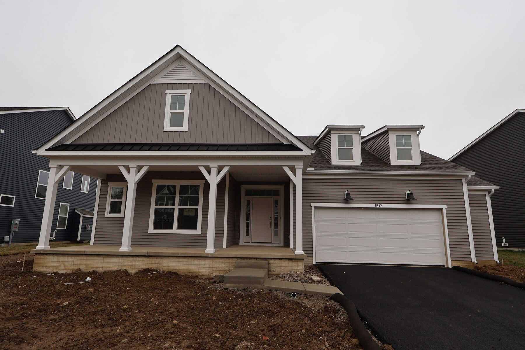 Front Exterior:Front Exterior