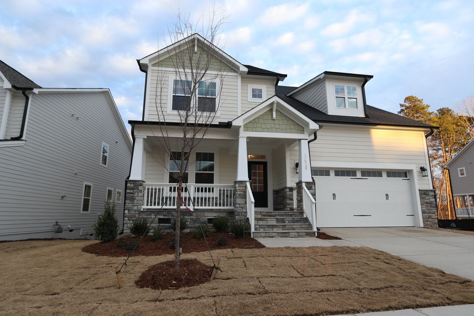 Front Exterior:Front Exterior