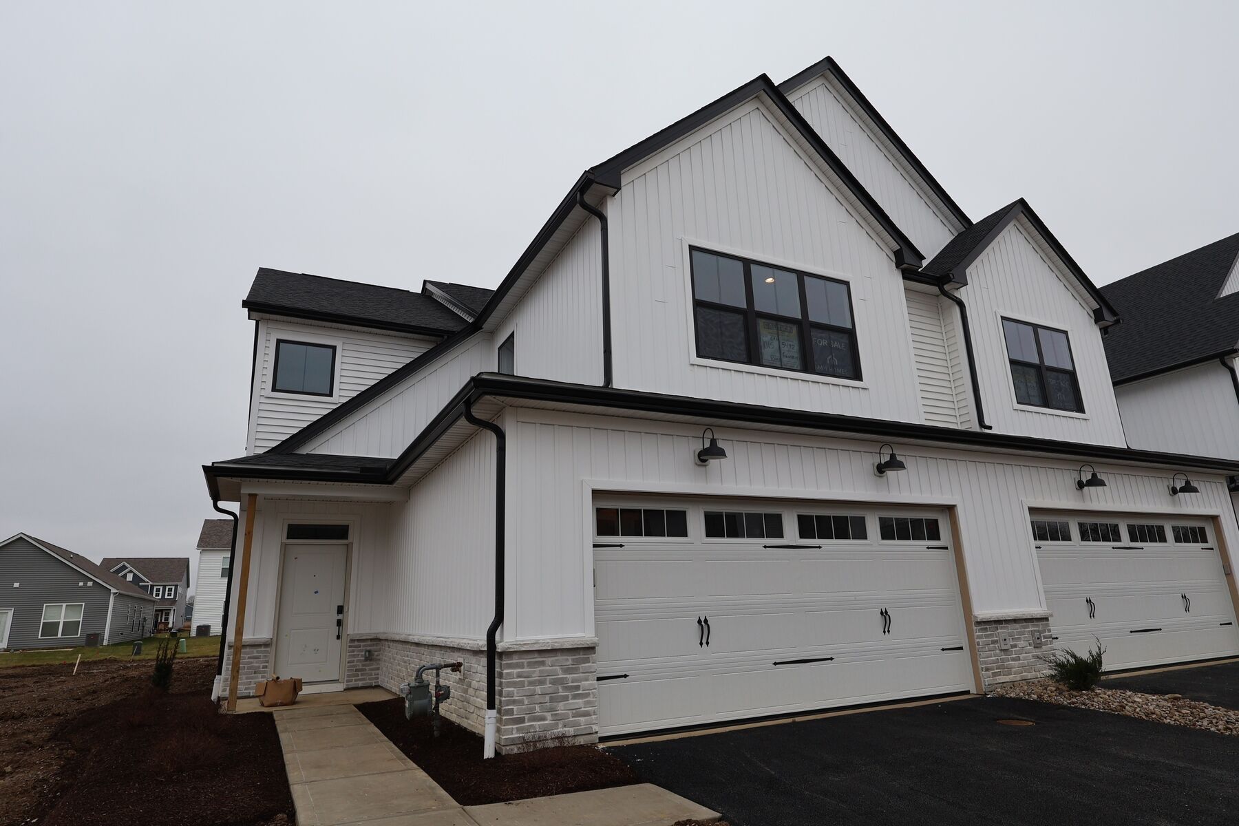 Side Exterior:Side Exterior