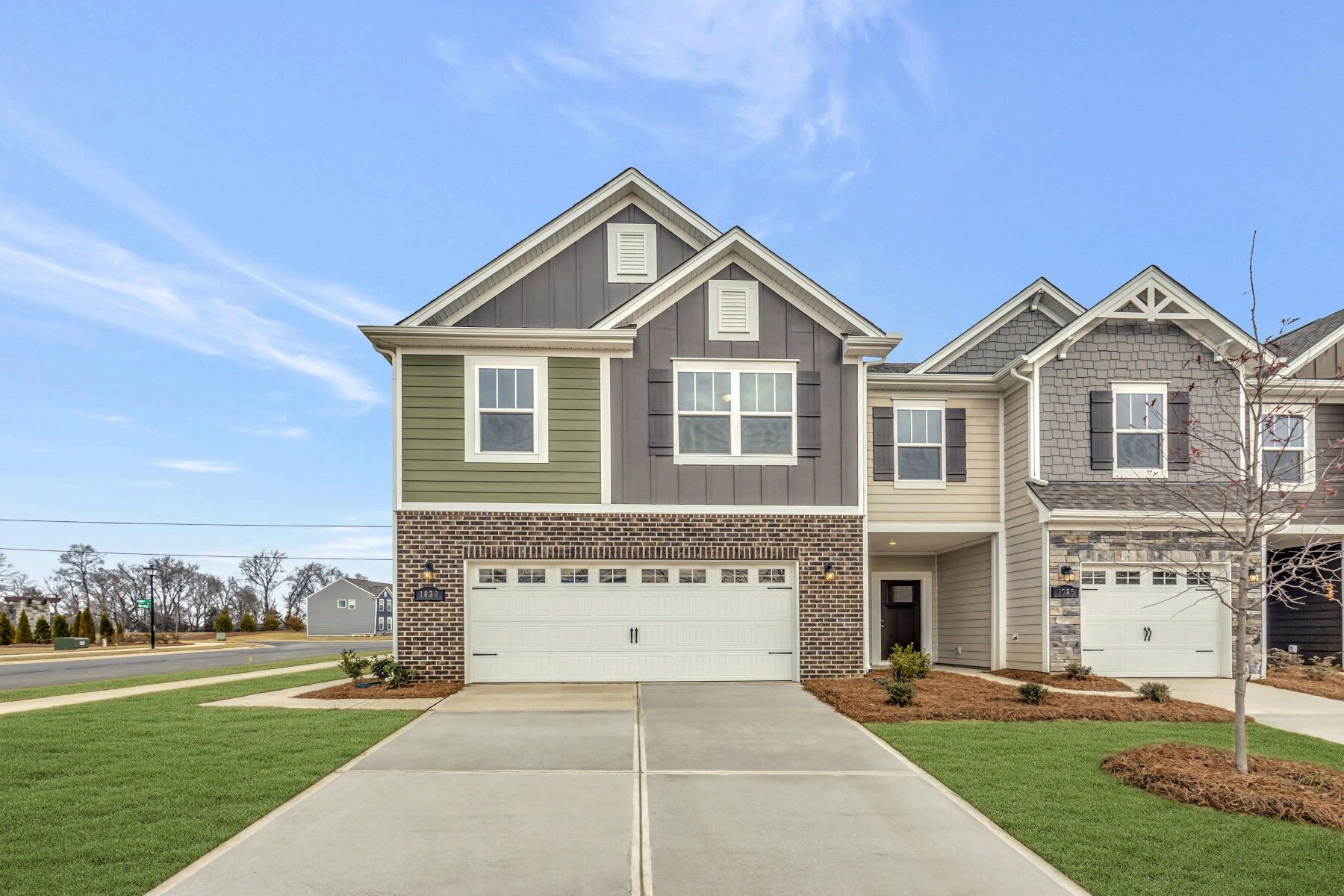 Front Exterior:Front Exterior