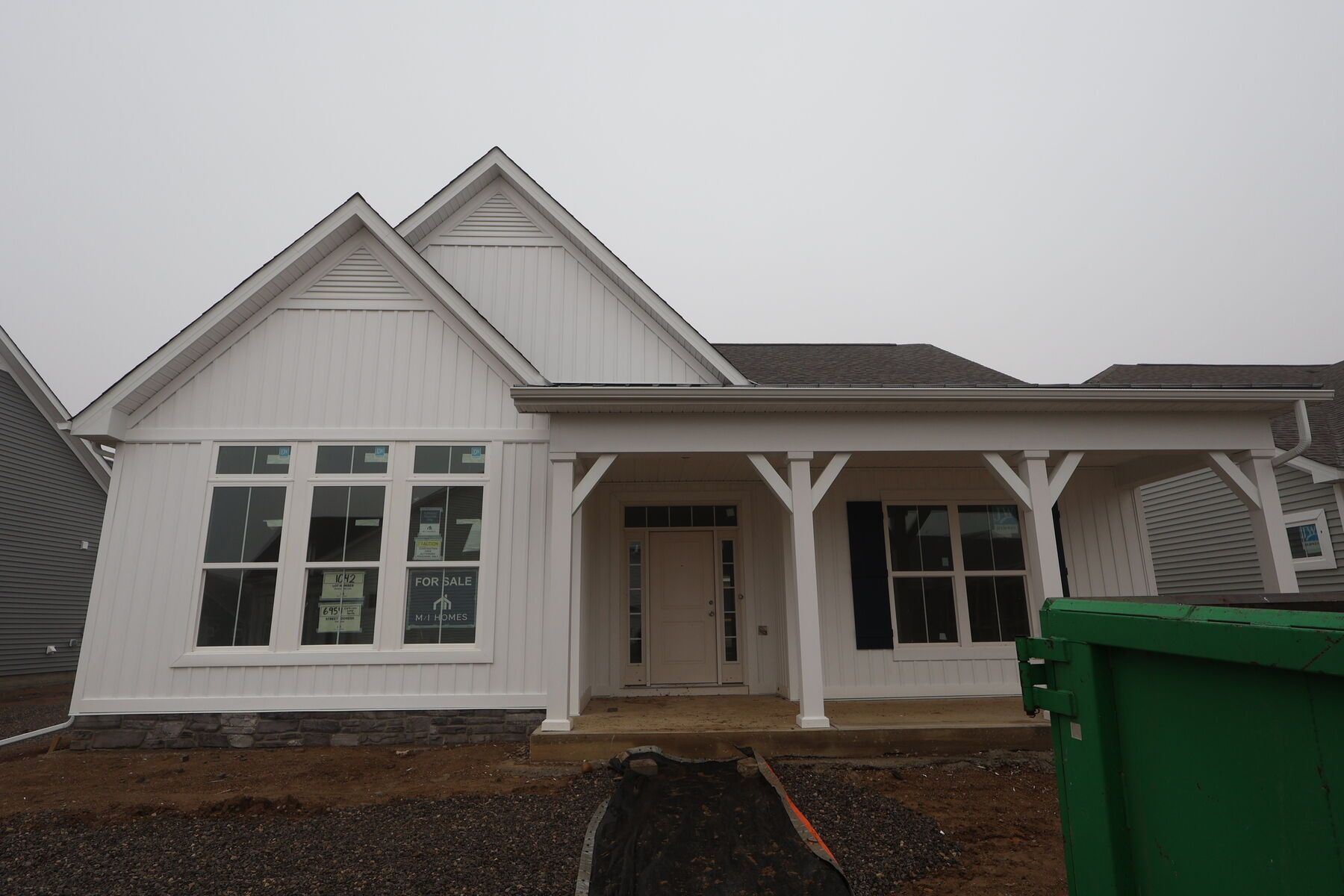 Front Exterior:Front Exterior