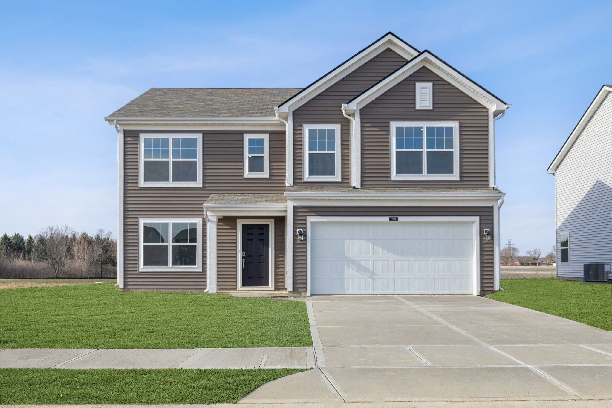 Front Exterior:Front Exterior