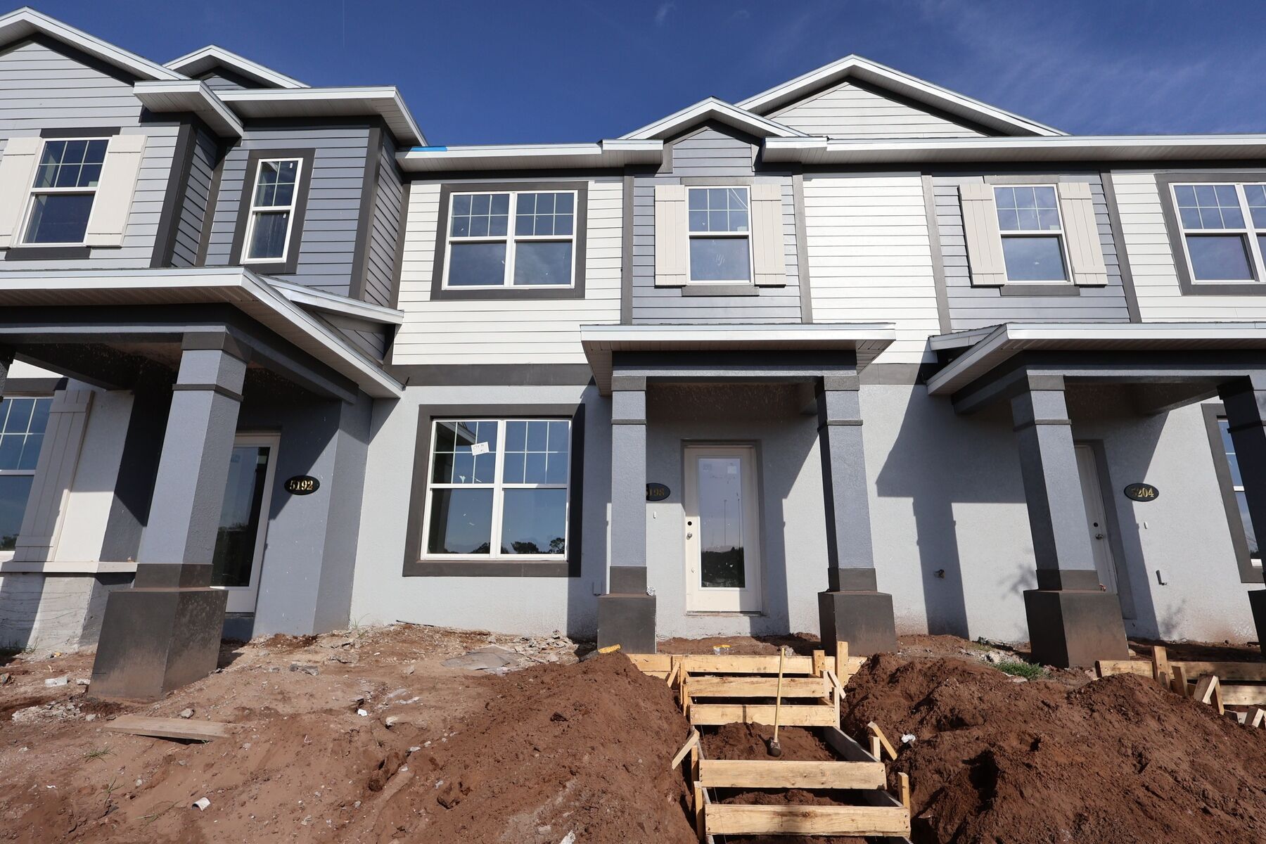 Front Exterior:Front Exterior