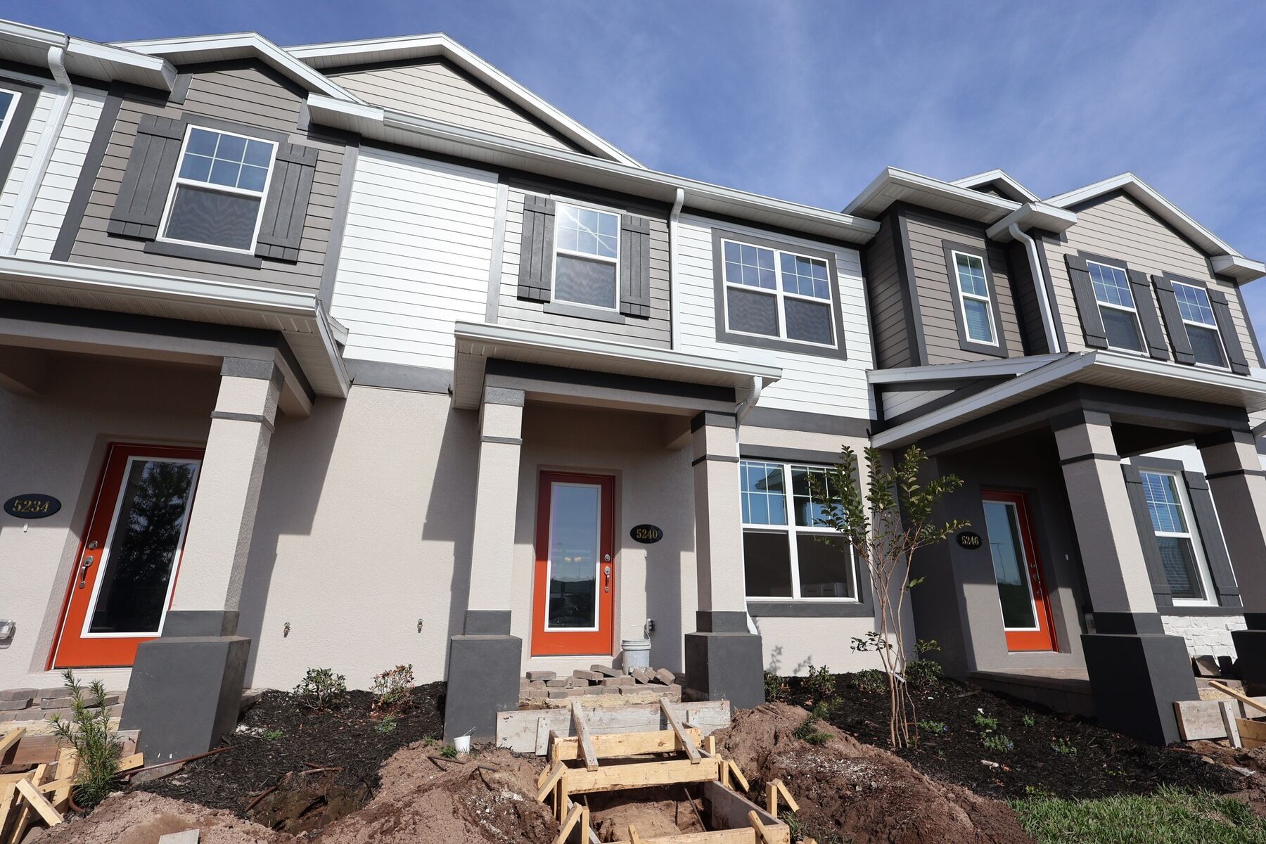 Front Exterior:Front Exterior