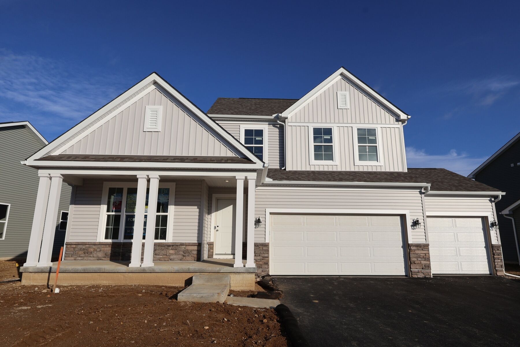 Front Exterior:Front Exterior