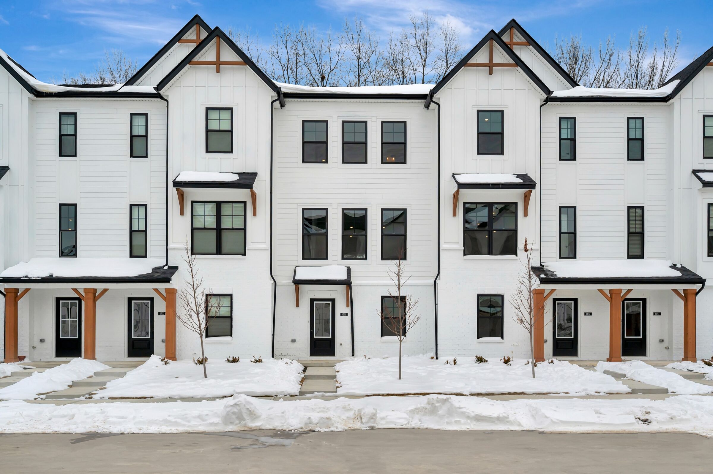 Front Exterior:Front Exterior