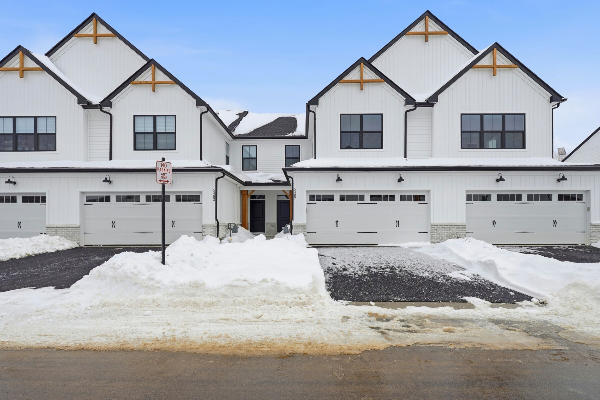 Front Exterior:Front Exterior