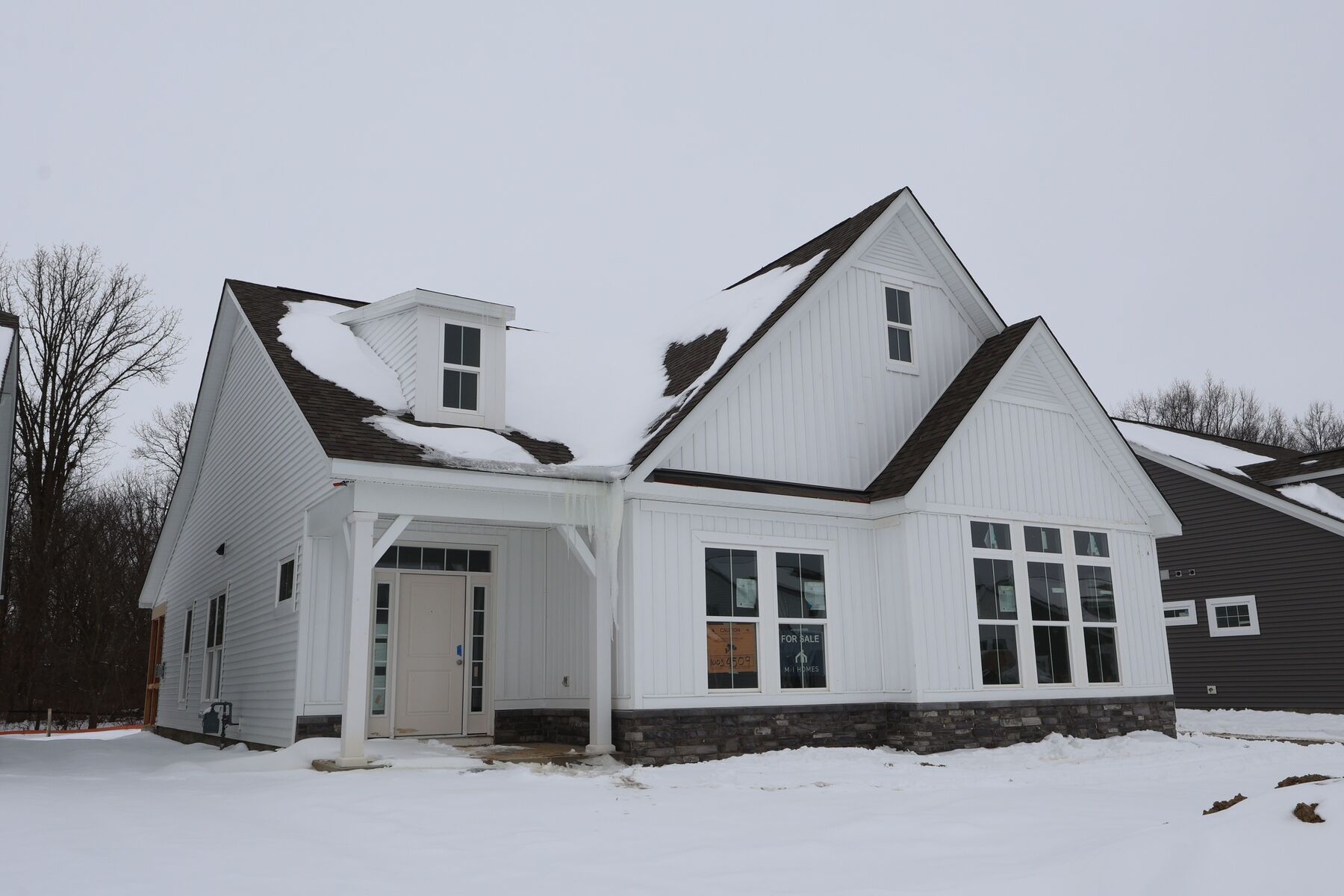 Front Exterior:Front Exterior