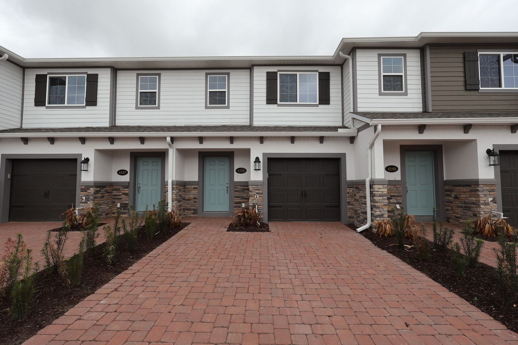 Front Exterior:Front Exterior