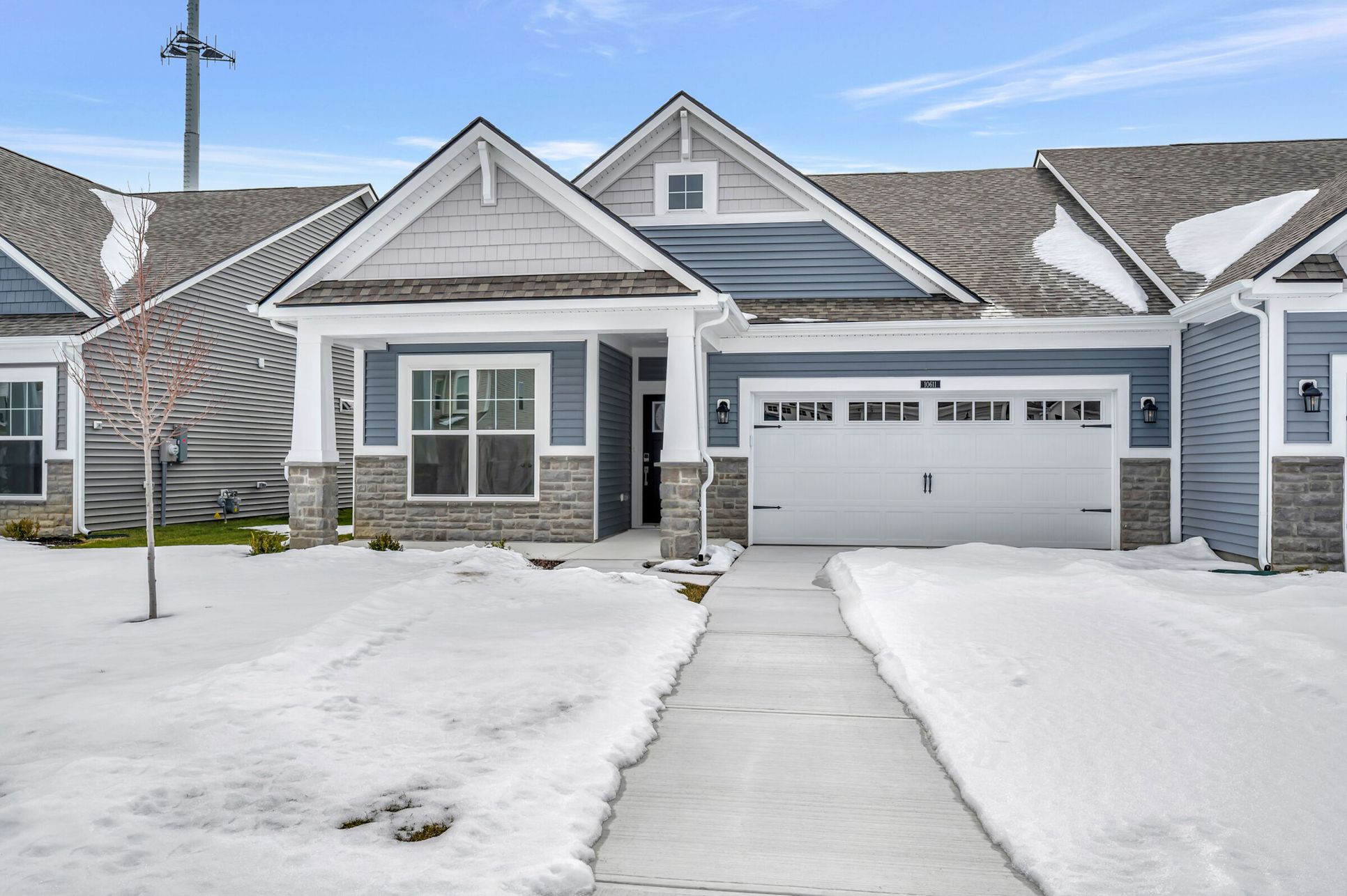 Front Exterior:Front Exterior