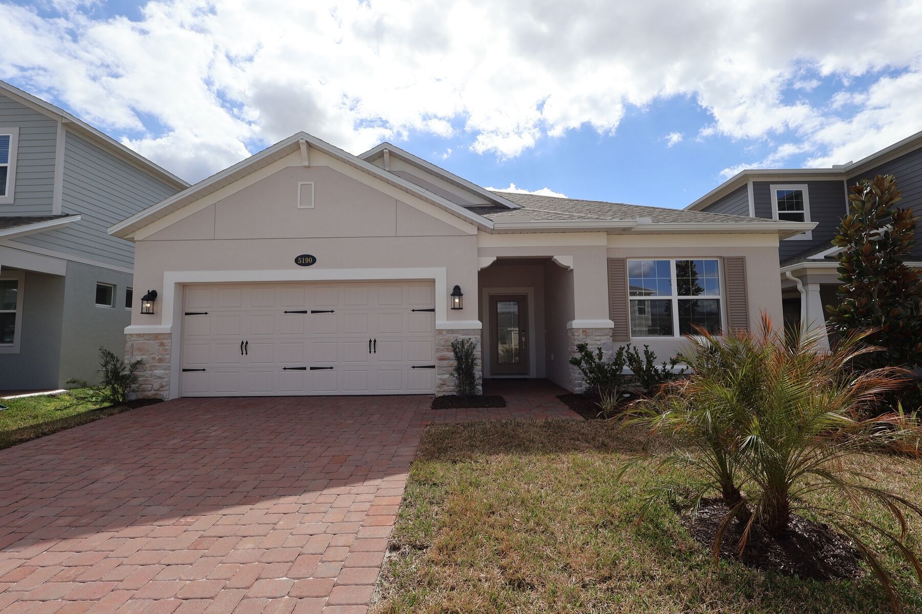 Front Exterior:Front Exterior