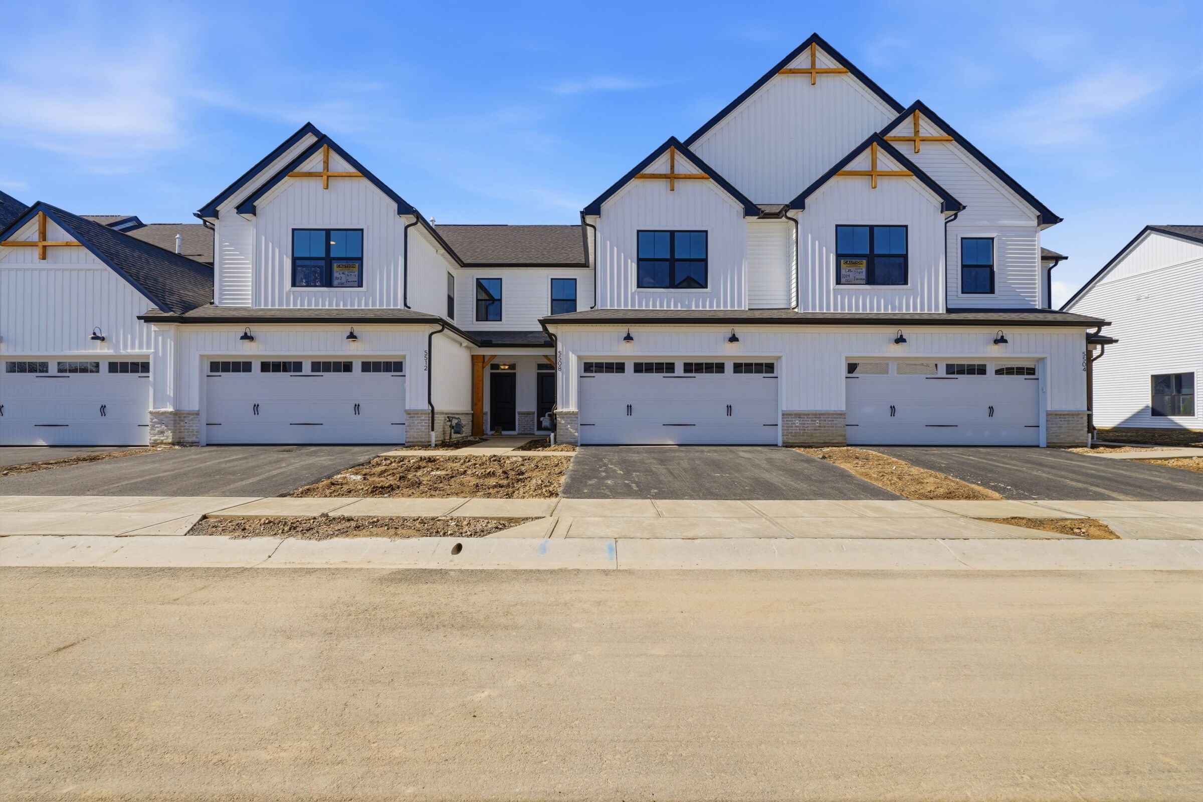 Front Exterior:Front Exterior