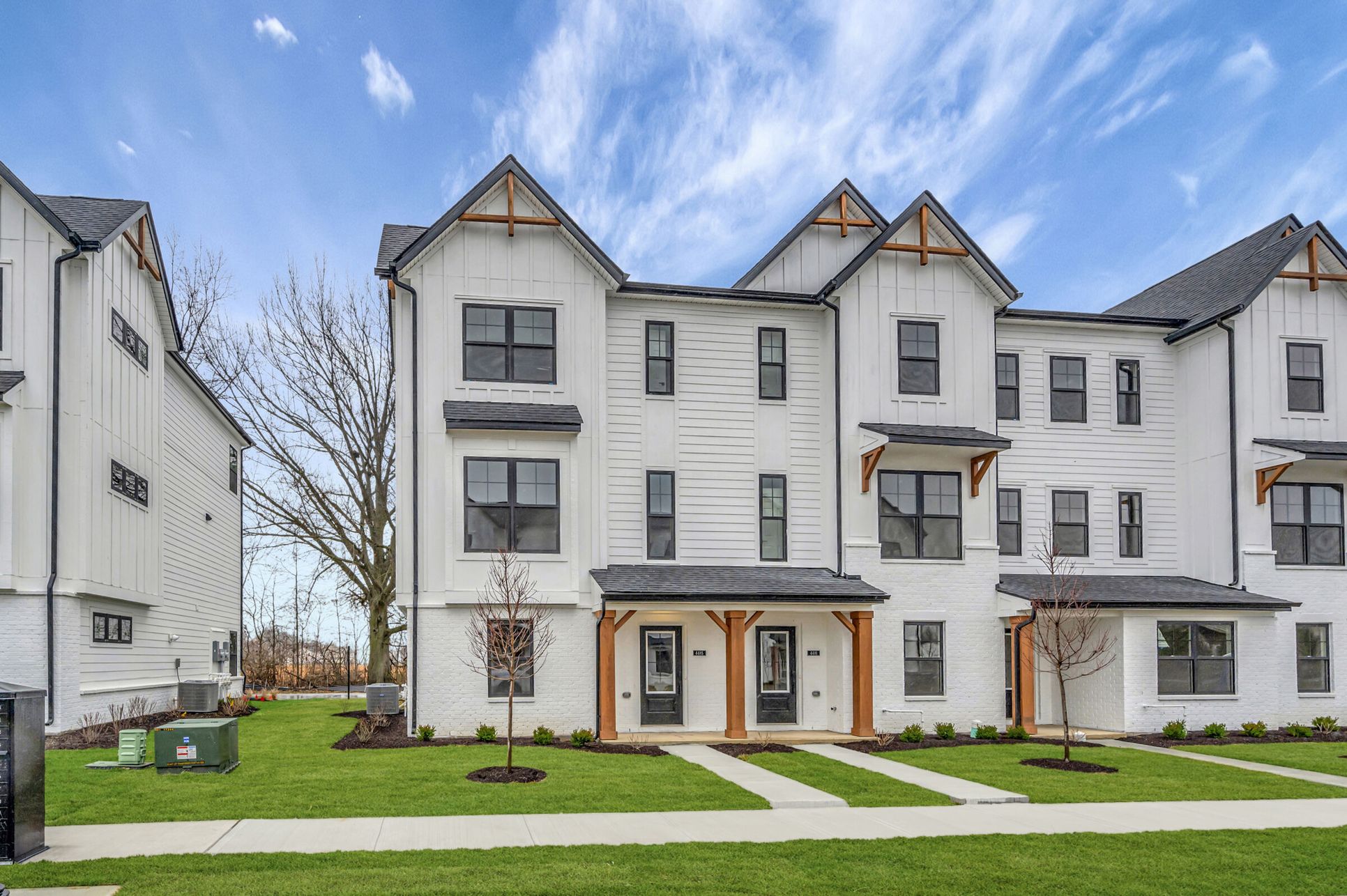 Front Exterior:Front Exterior