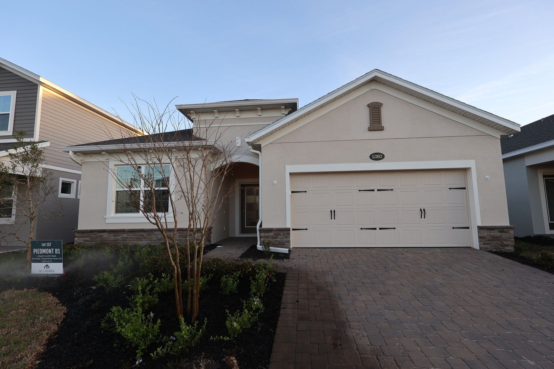 Front Exterior:Front Exterior