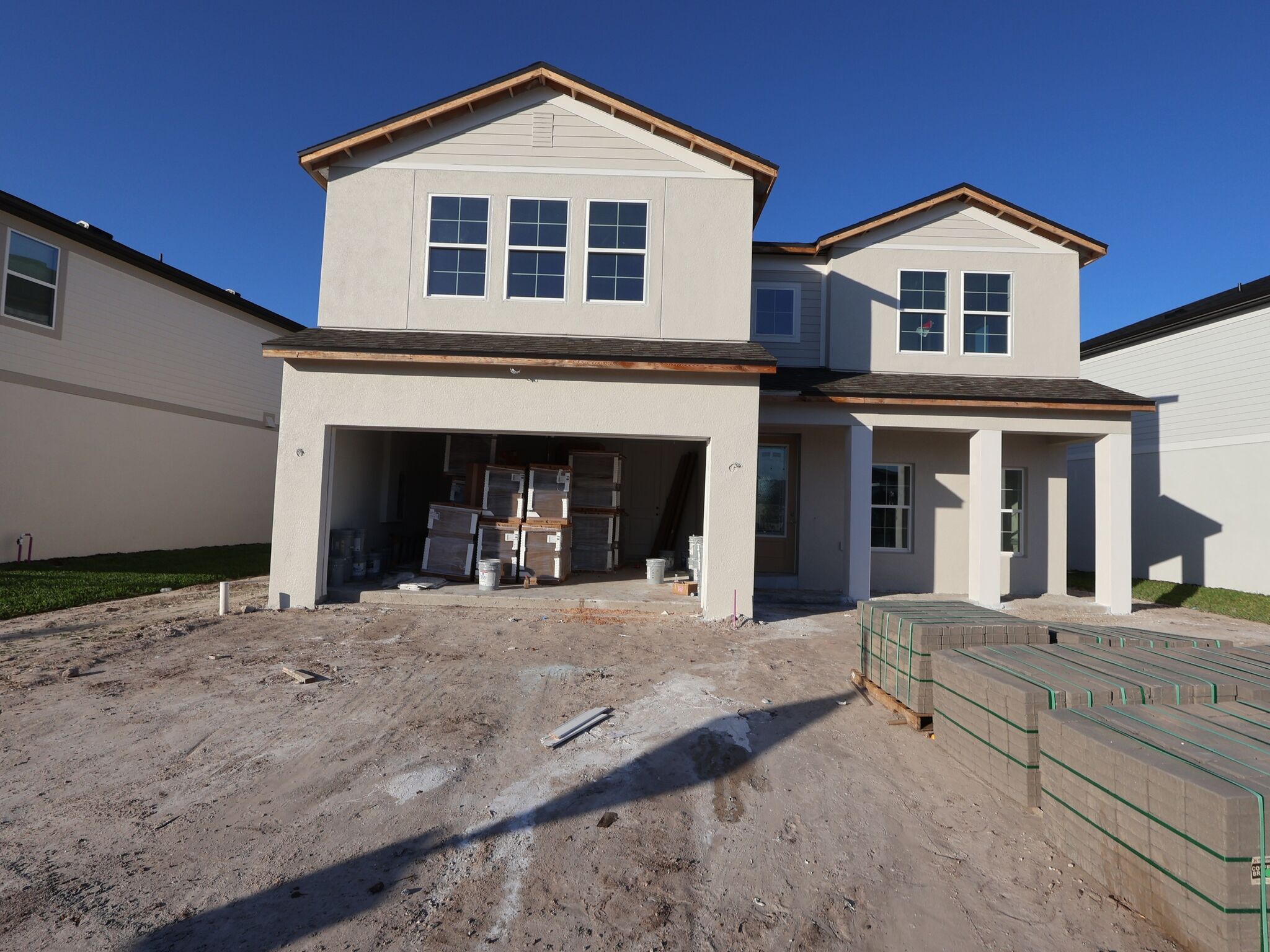 Front Exterior:Front Exterior