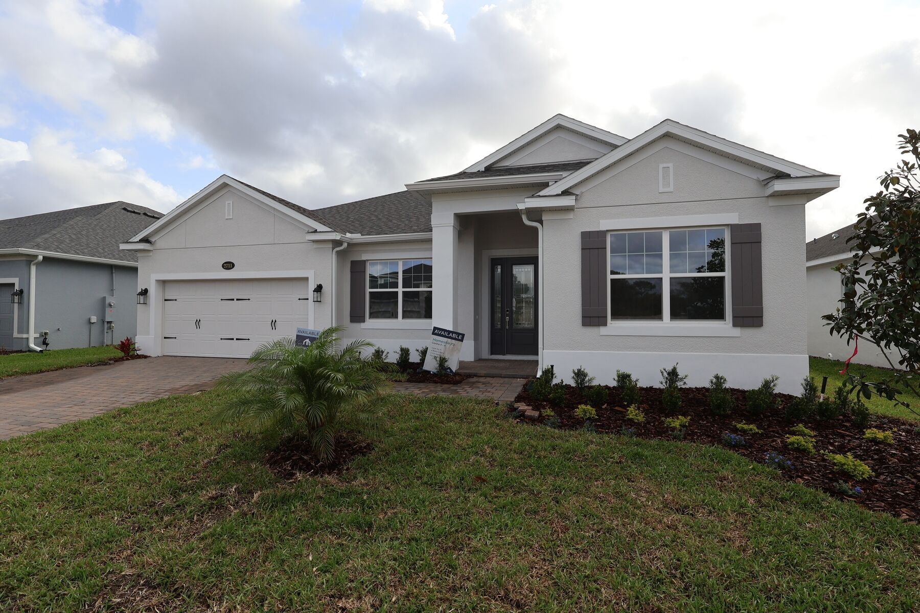 Front Exterior:Front Exterior