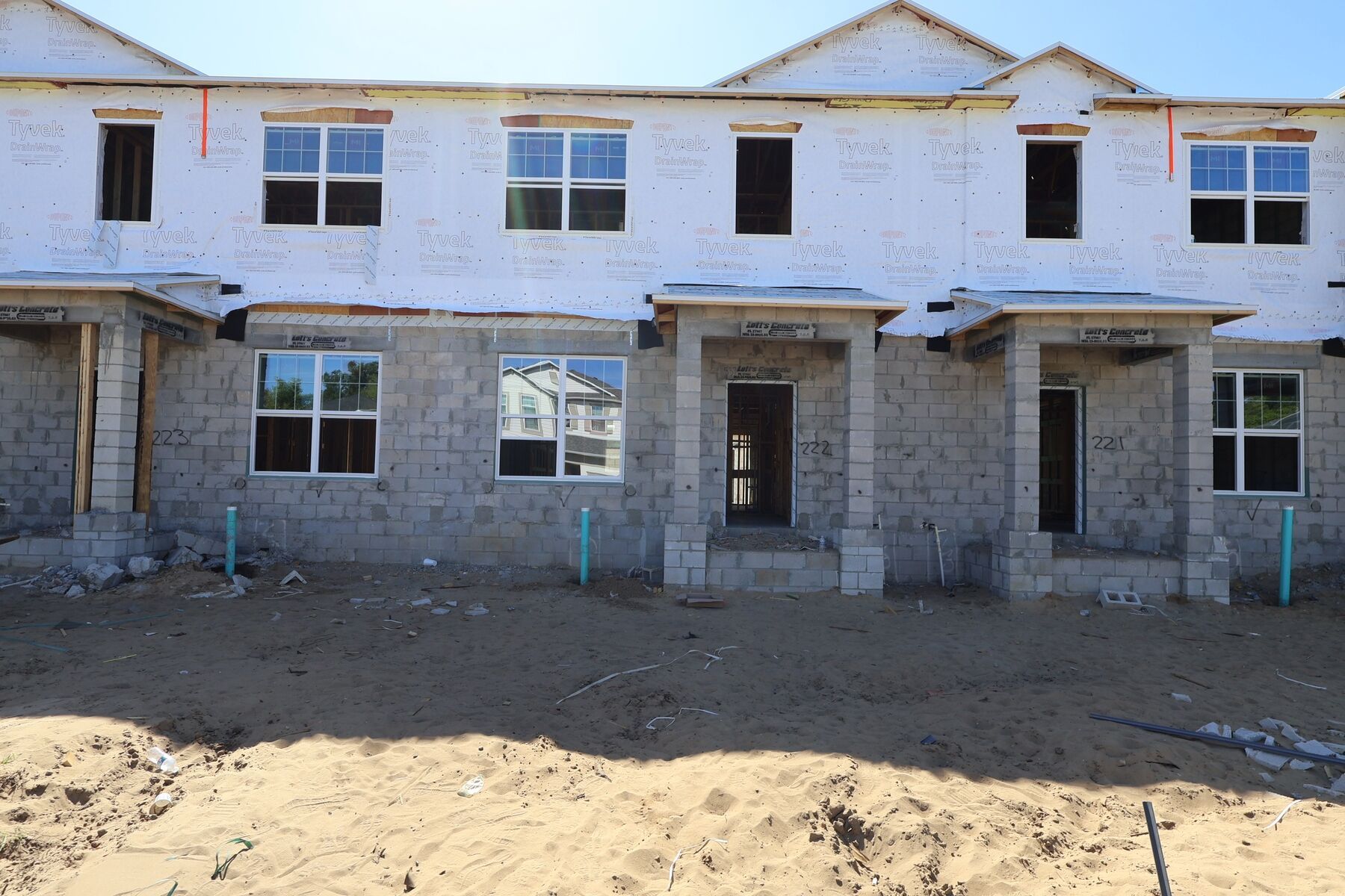 Front Exterior:Front Exterior