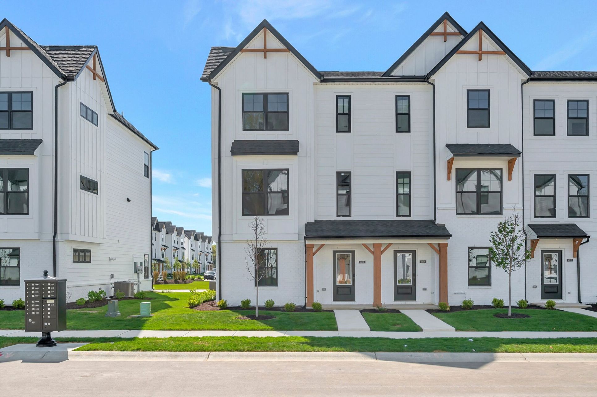 Front Exterior:Front Exterior