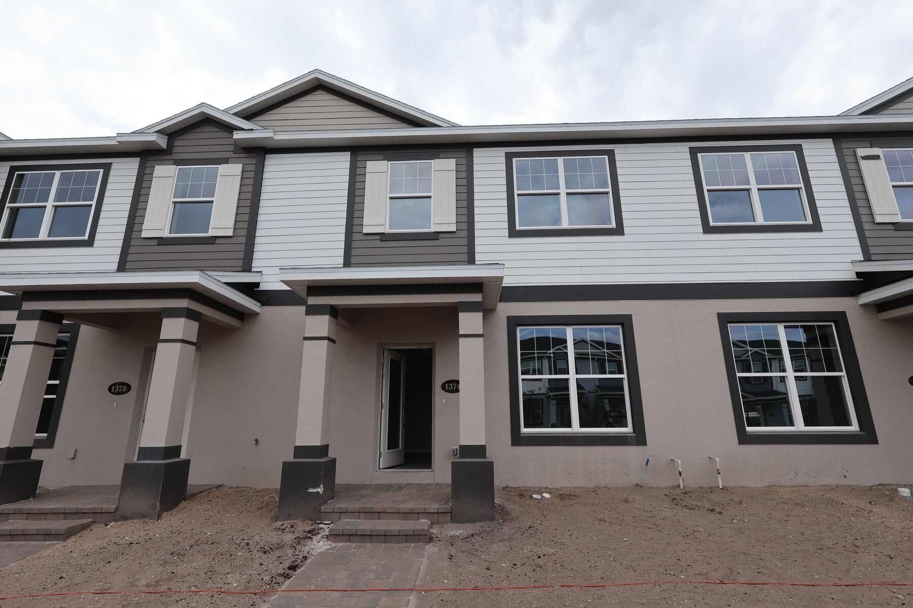 Front Exterior:Front Exterior