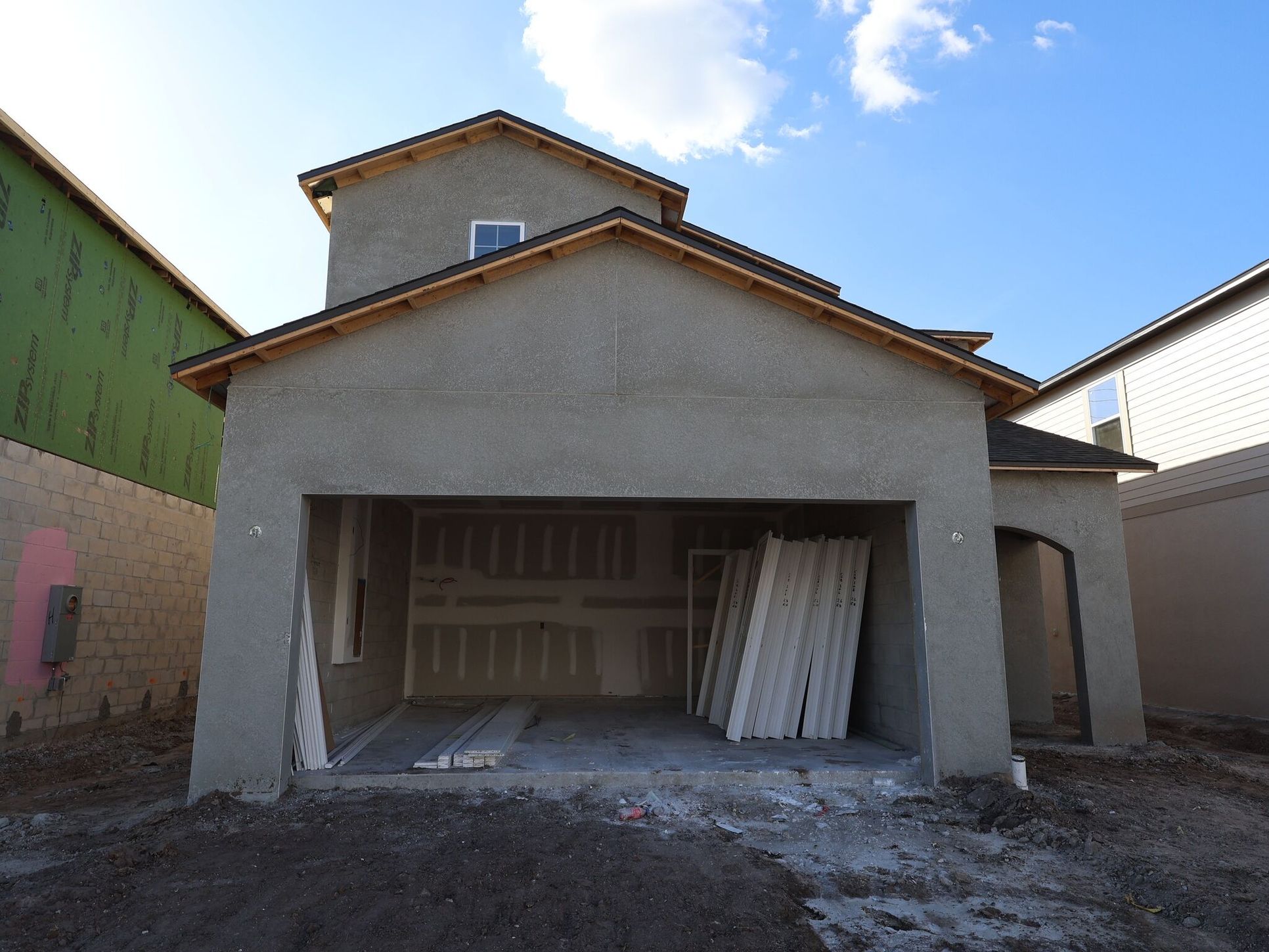 Exterior:Exterior