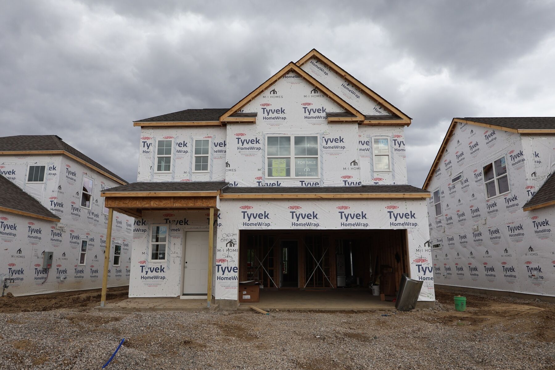 Front Exterior:Front Exterior