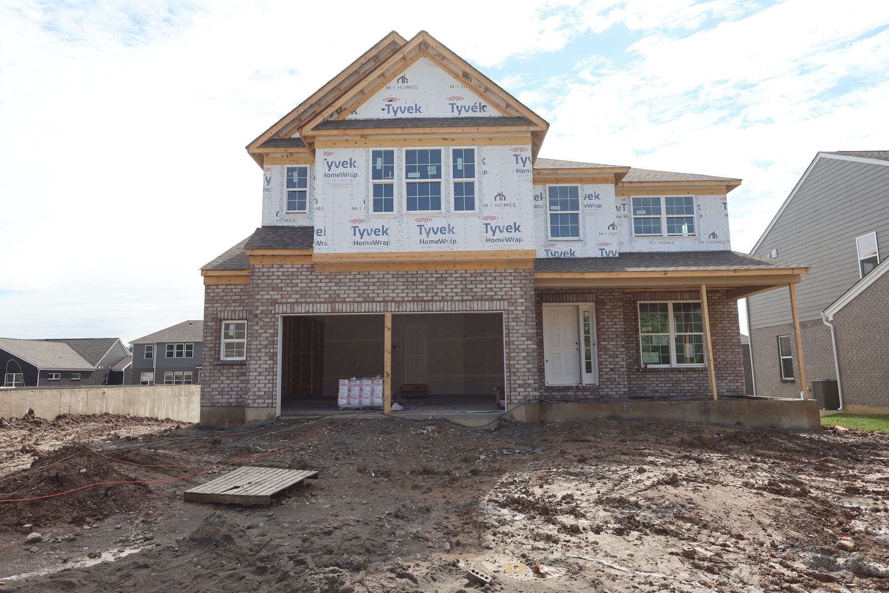 Front Exterior:Front Exterior