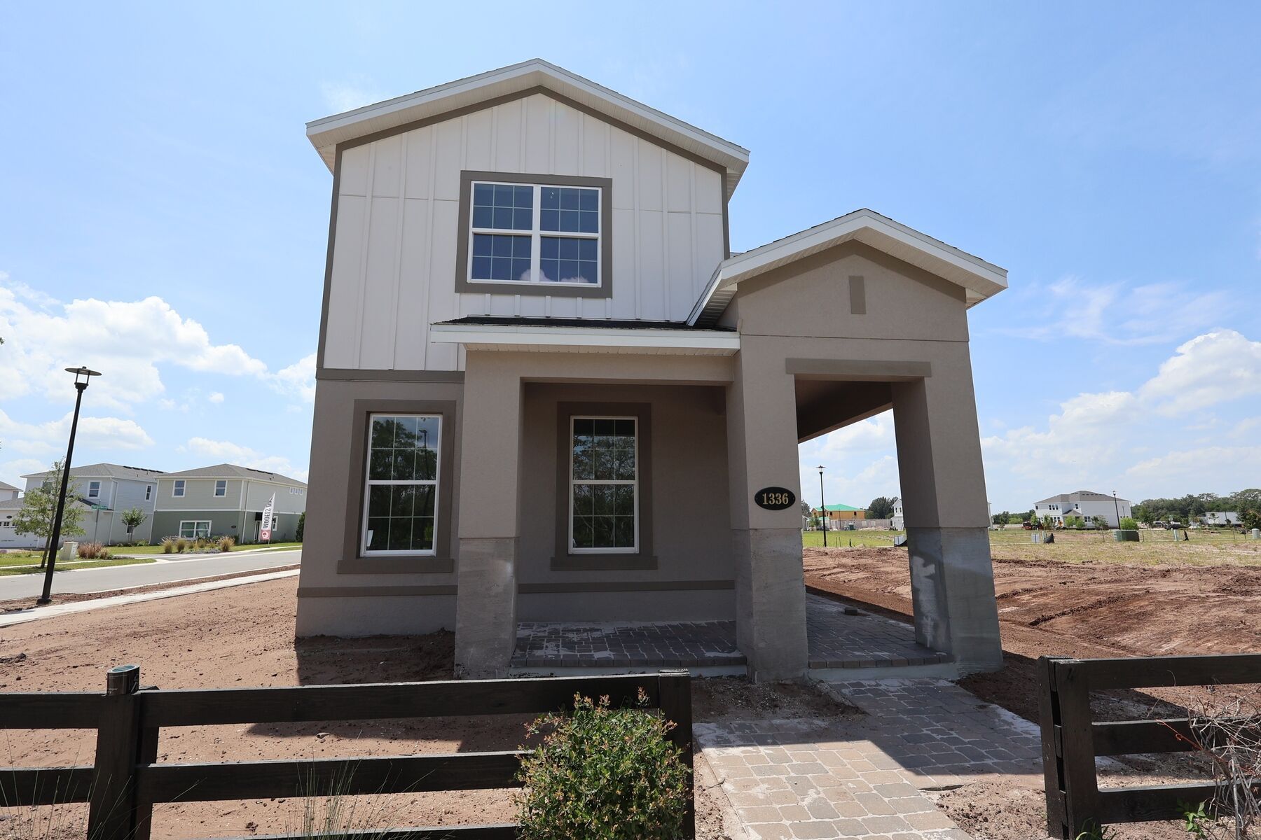 Front Exterior:Front Exterior
