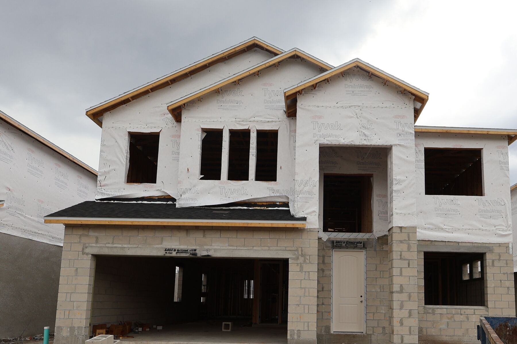 Front Exterior:Front Exterior