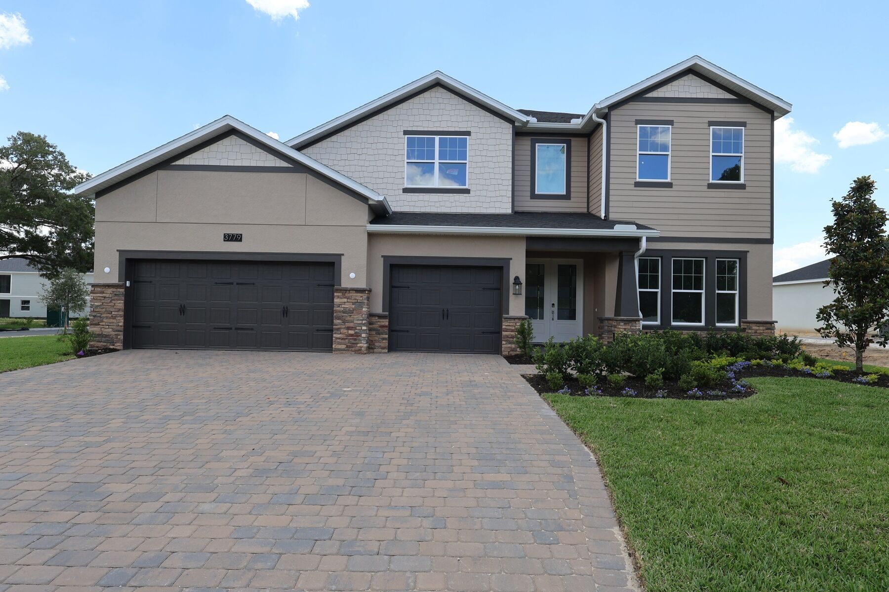Front Exterior:Front Exterior