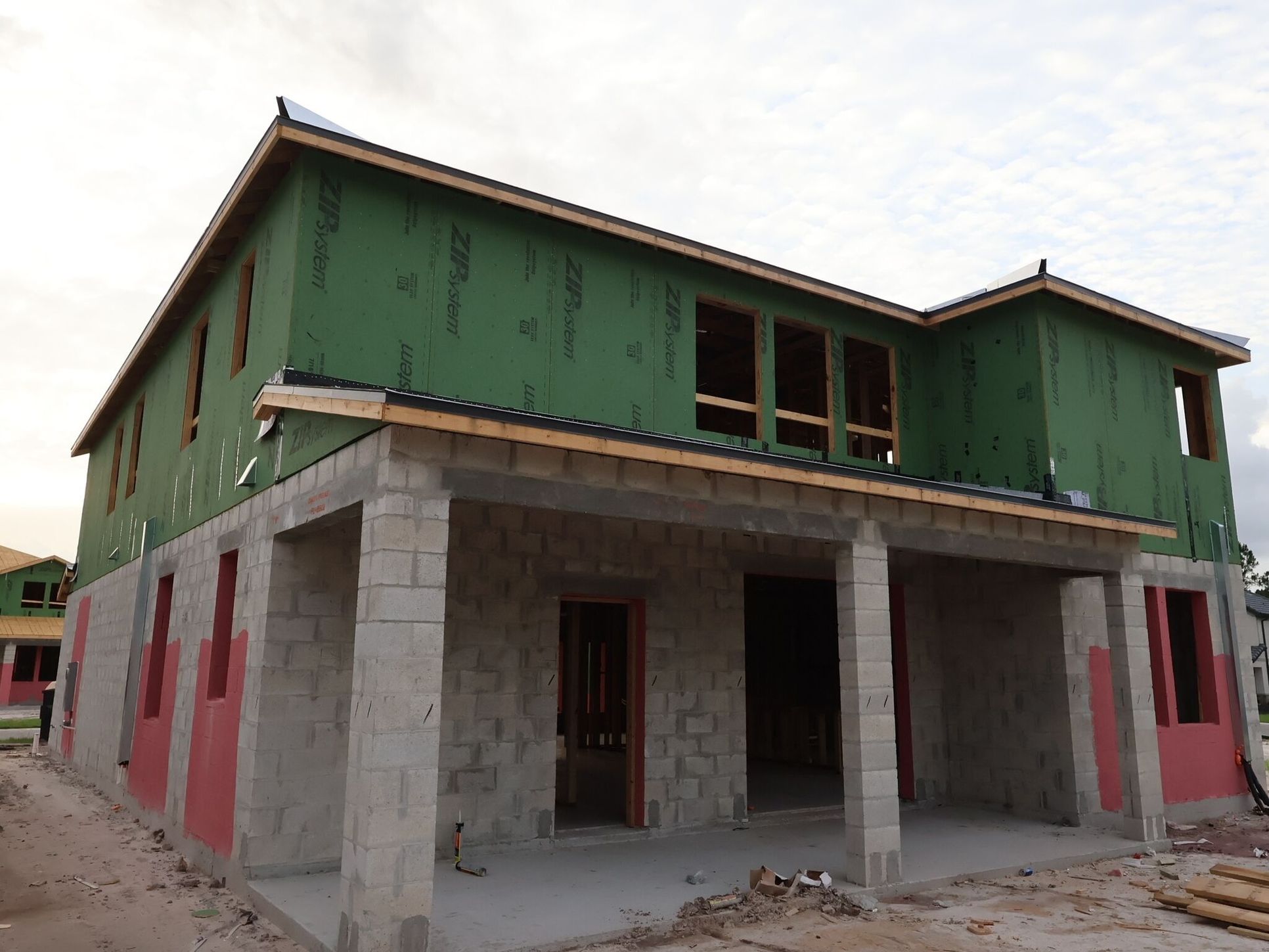 Side Exterior:Side Exterior