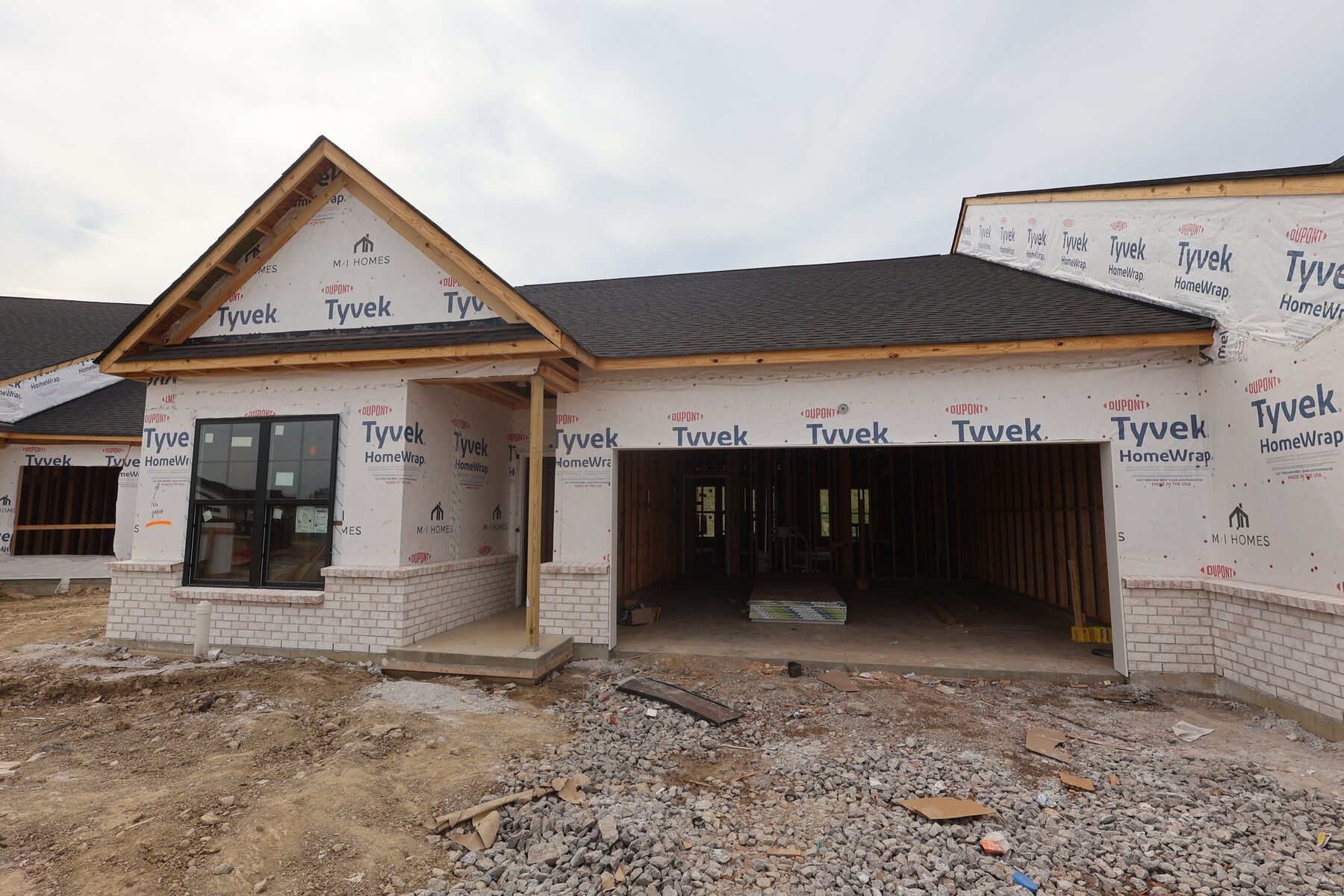 Front Exterior:Front Exterior