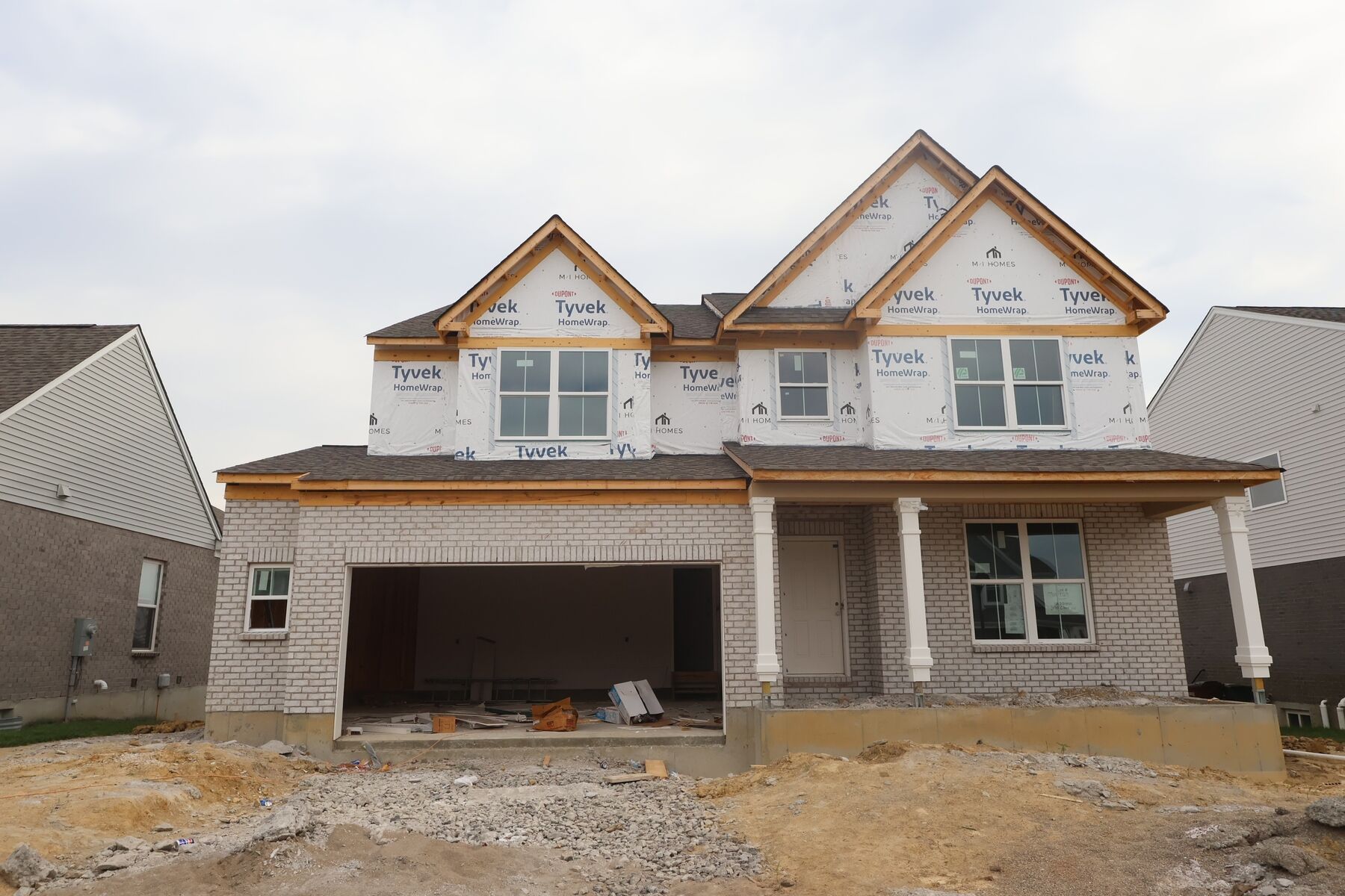 Front Exterior:Front Exterior