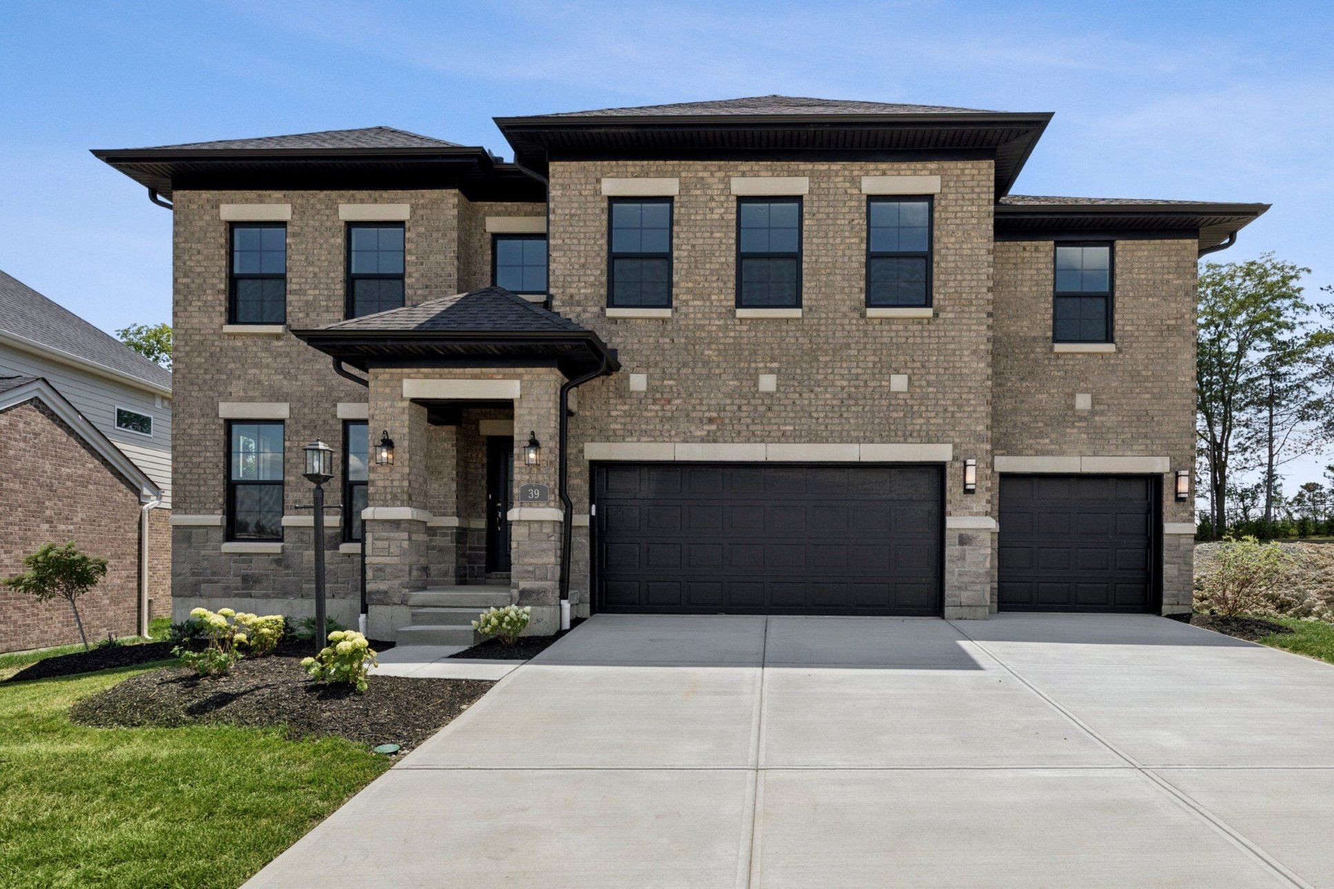 Front Exterior:Front Exterior