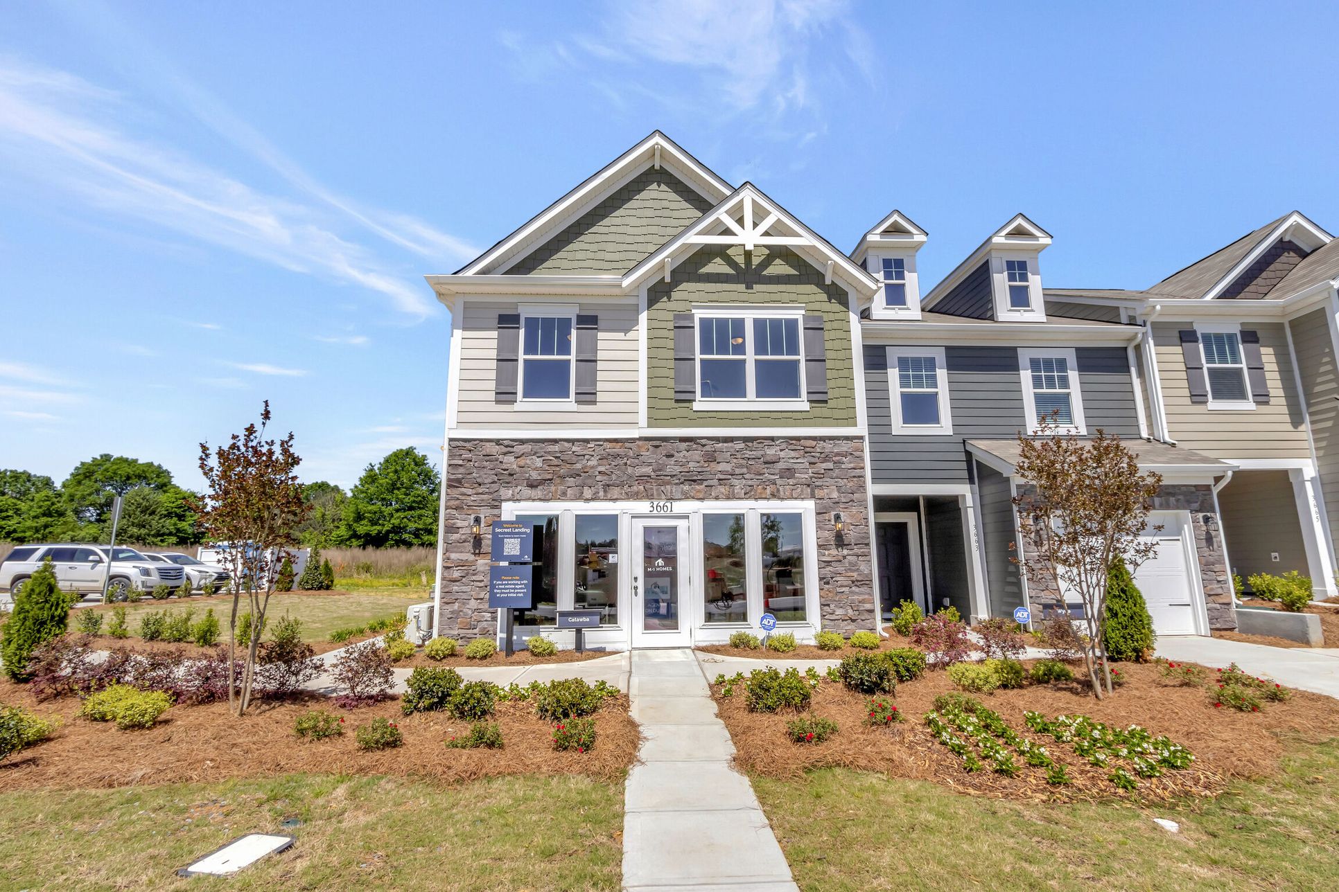 Front Exterior:Front Exterior