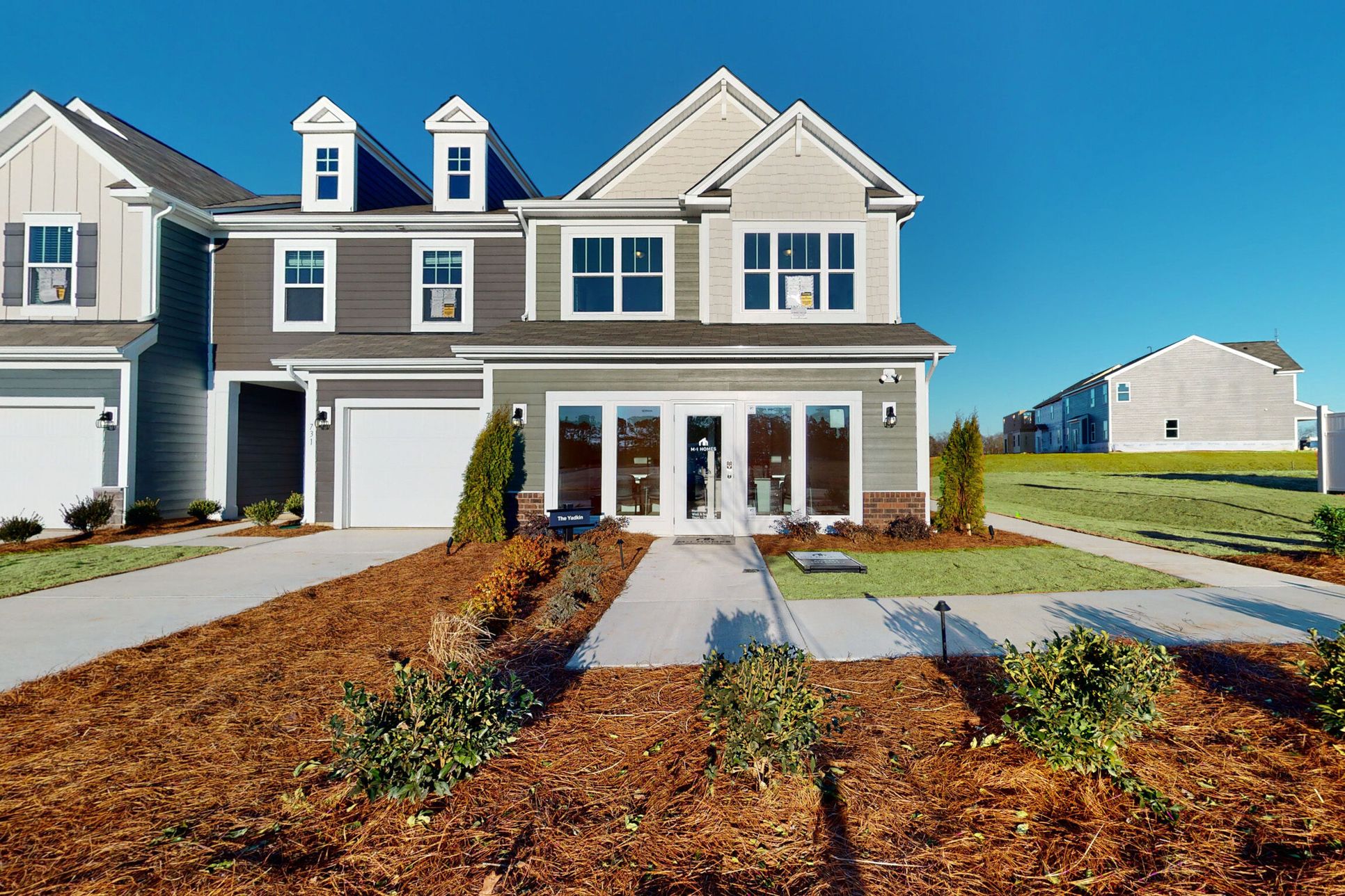 Front Exterior:Front Exterior