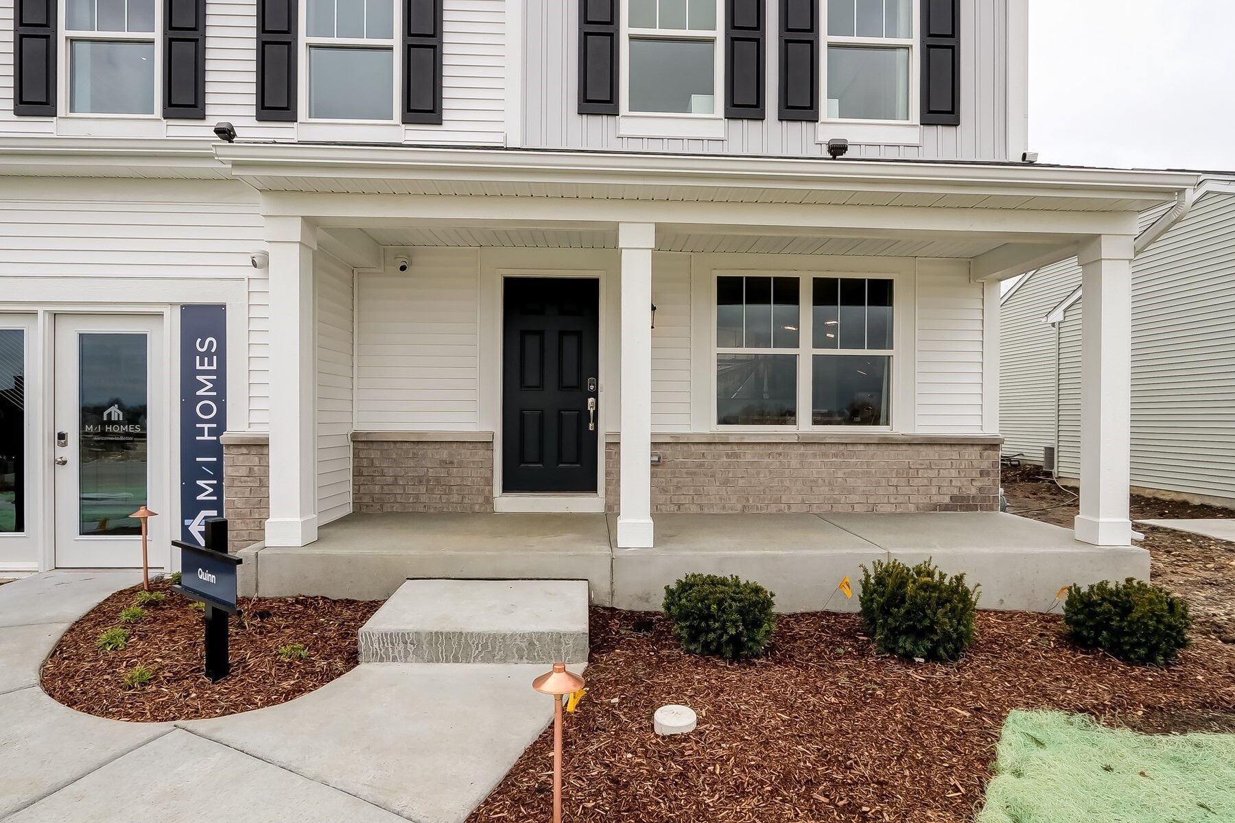 Front Exterior:Front Exterior