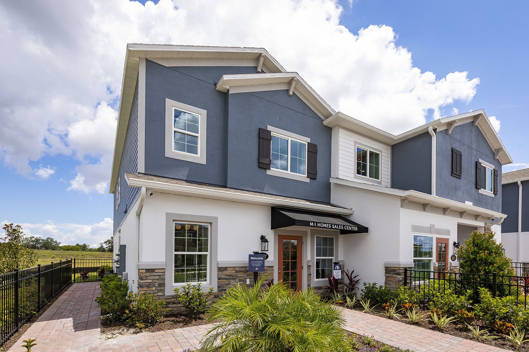 Front Exterior:Front Exterior